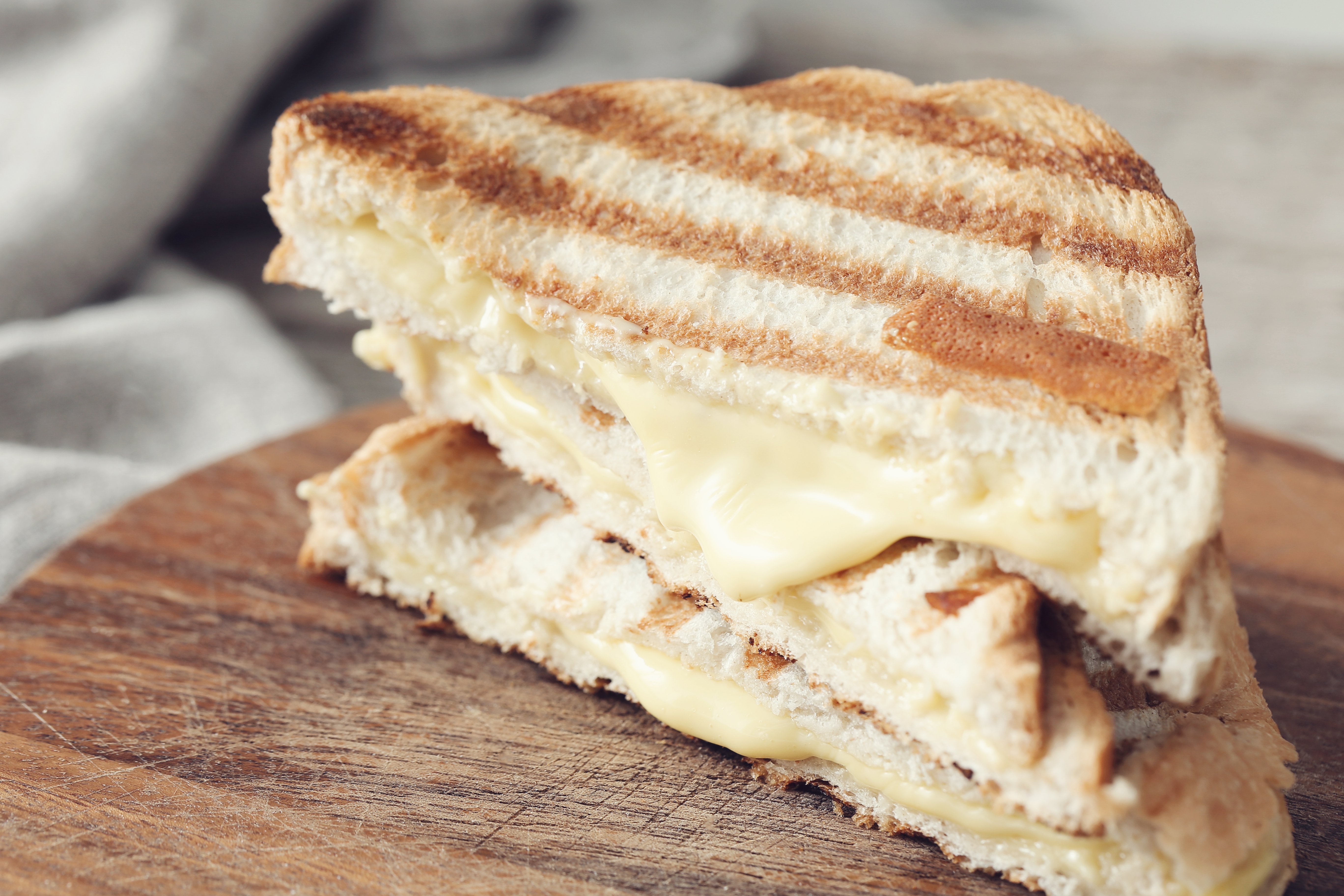 İyi Tost için Beyaz ve Kaşar Peynir Seçiminde Dikkat Edilmesi Gerekenler