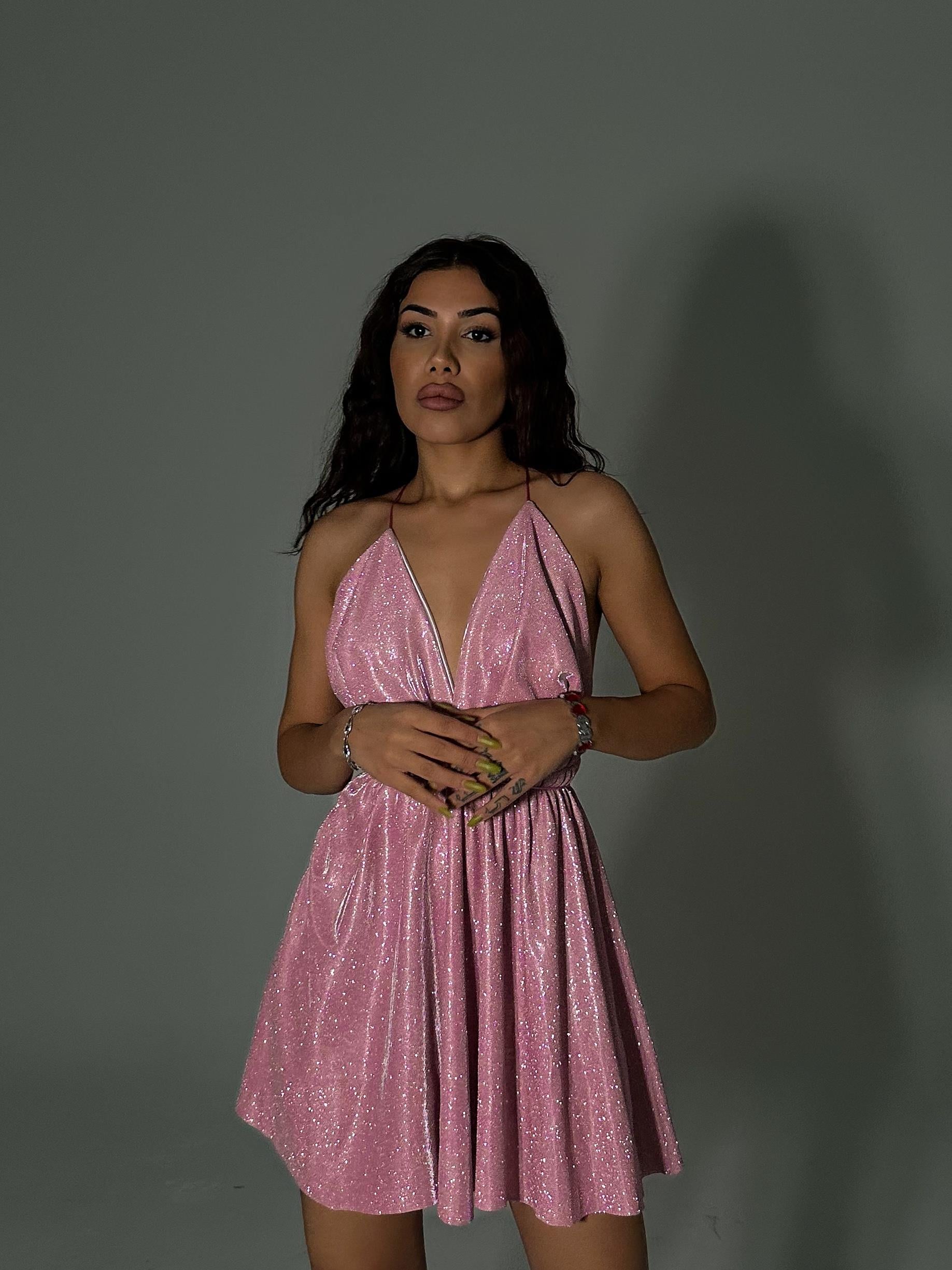 Özel Tasarım Simli Kısa Elbise