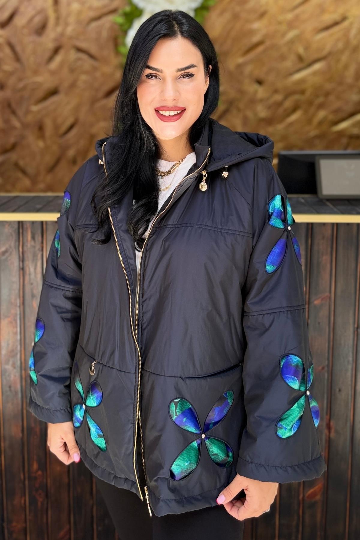 ÇİÇEK DETAYLI LACİVERT MONT BÜYÜK BEDEN