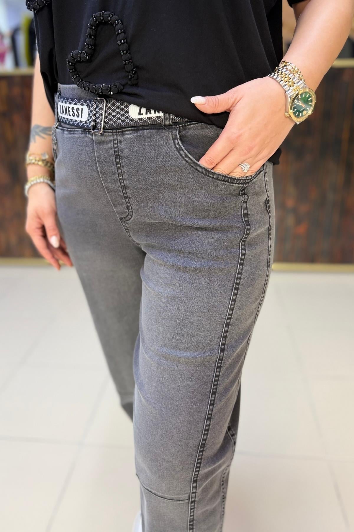 KEMERLİ KOYU GRİ LİKRALI MOM JEAN BÜYÜK BEDEN 