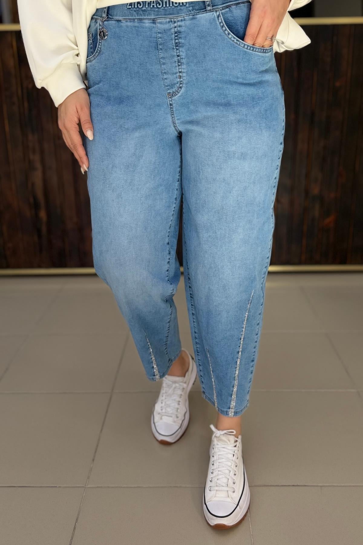 PAÇA TAŞLI LİKRALI BÜYÜK BEDEN MOM JEAN