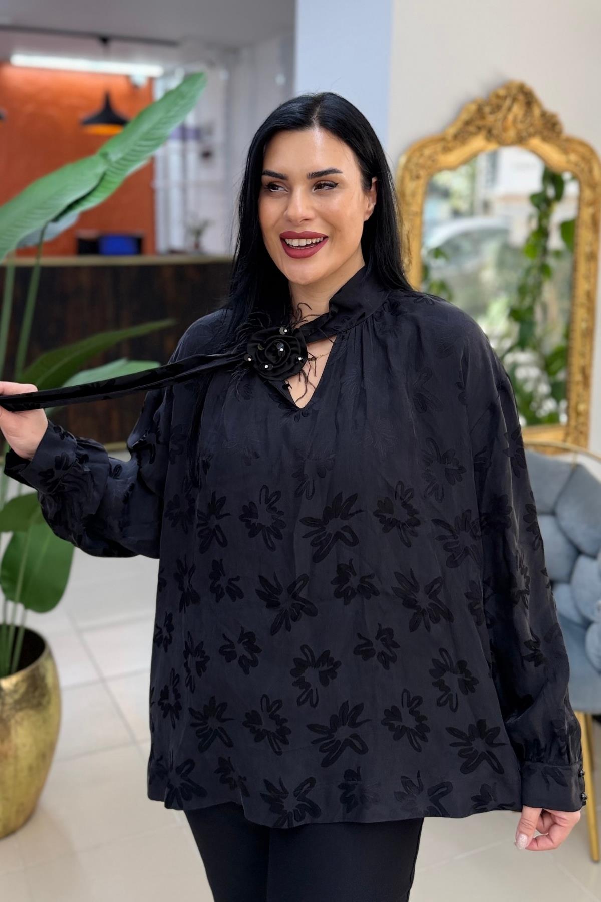 PAMUK SATEN İĞNELİ BLUZ