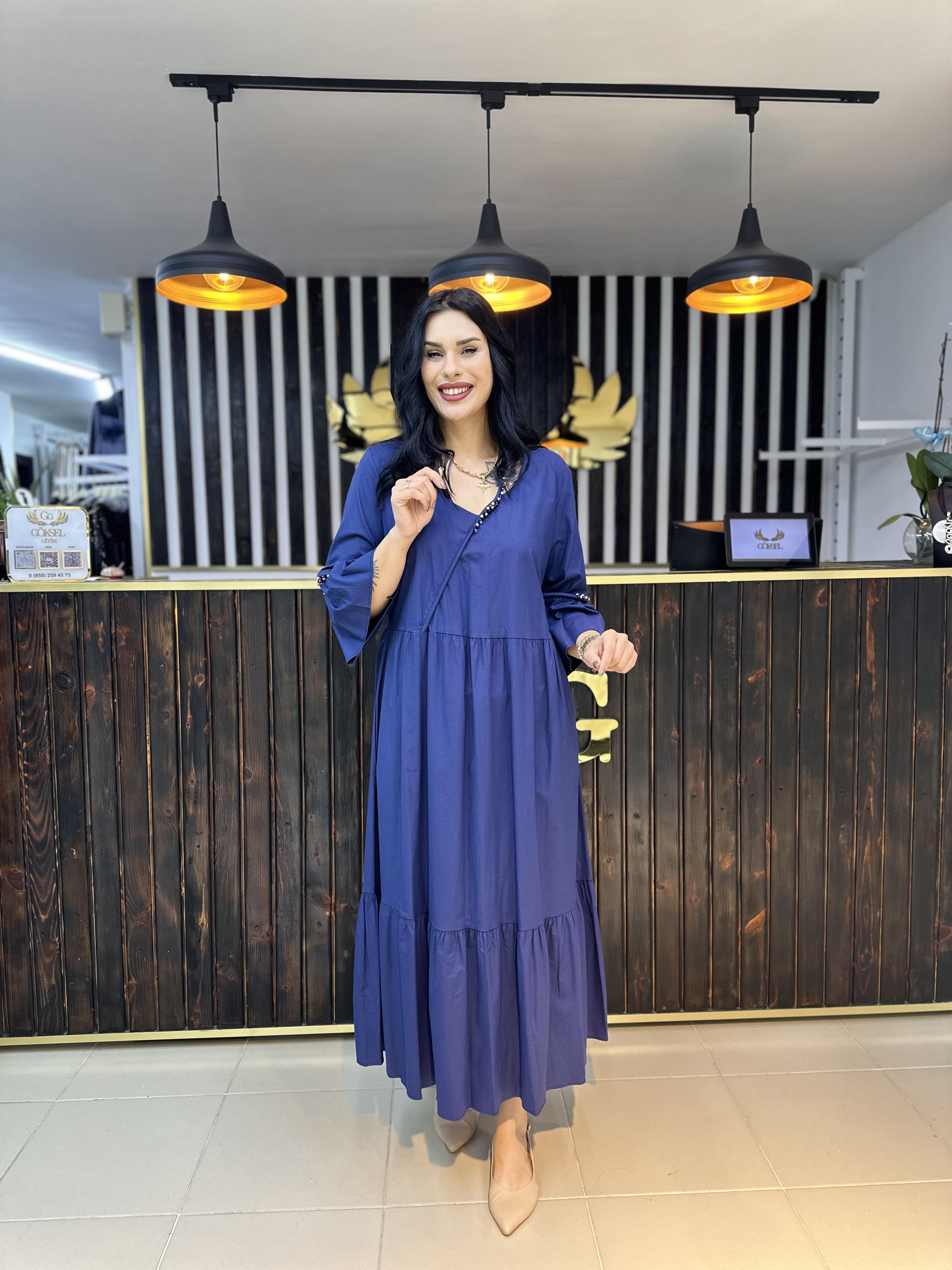 asimetrik yaka taşlı elbise