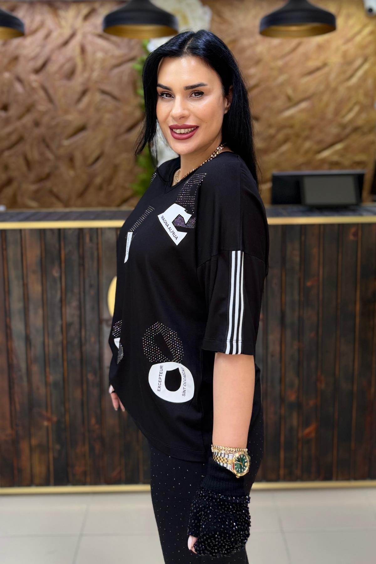 TAŞLI ŞERİT VE HARF DETAYLI BÜYÜK BEDEN BLUZ