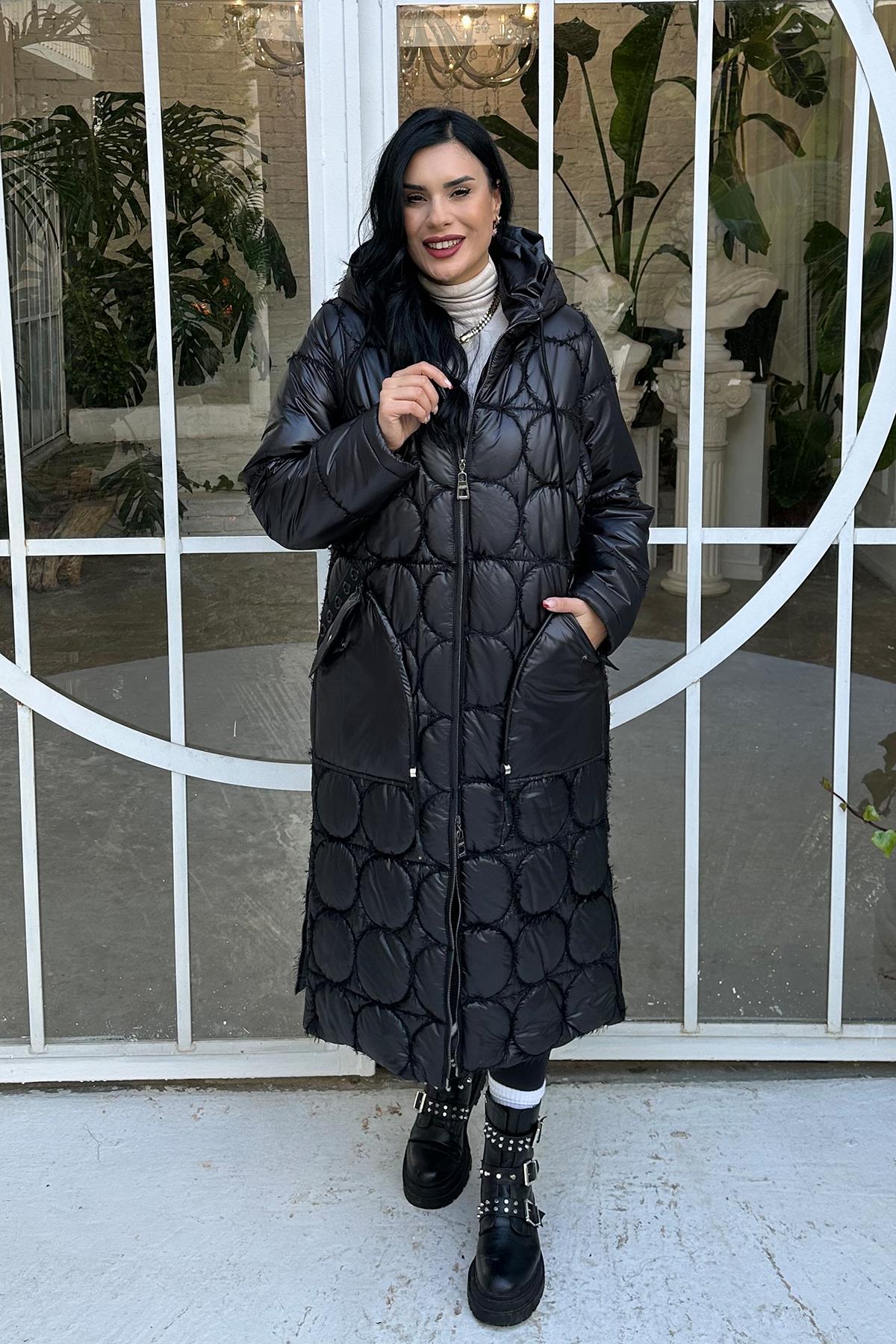 Yuvarlak Desenli Büyük Beden Mont - Siyah