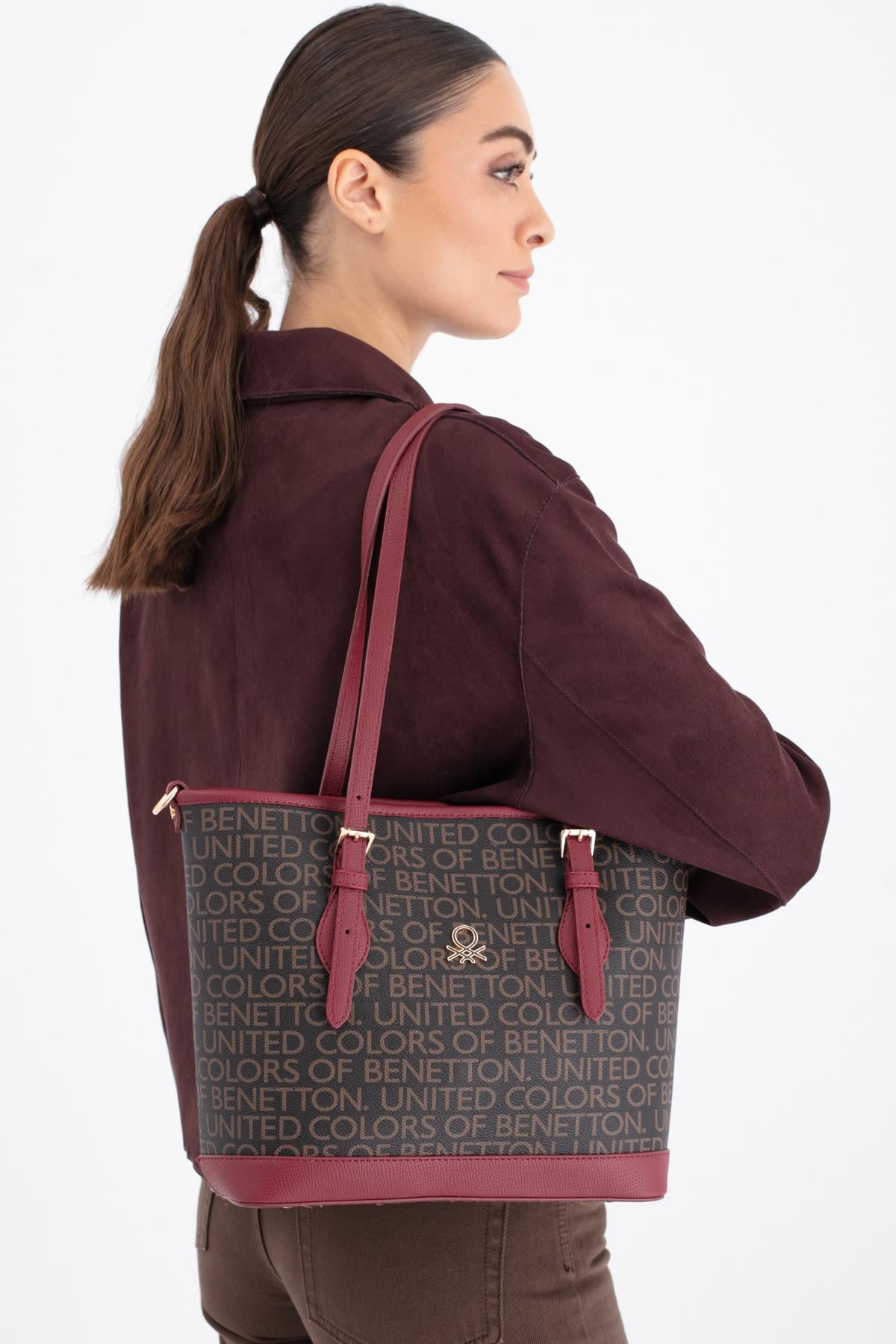 BENETTON 1674 MONOGRAM