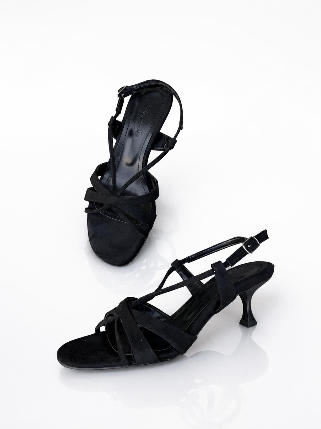BH MARKO 36-40 TOPUKLU SANDALET