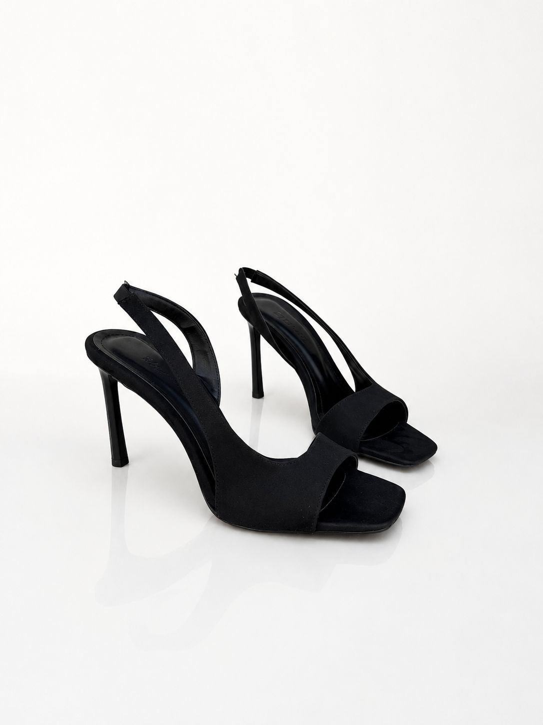 BH VALWA 36-40 TOPUKLU SANDALET