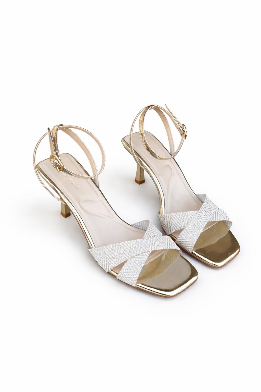 PM JADİRA K136 36-40 TOPUKLU SANDALET