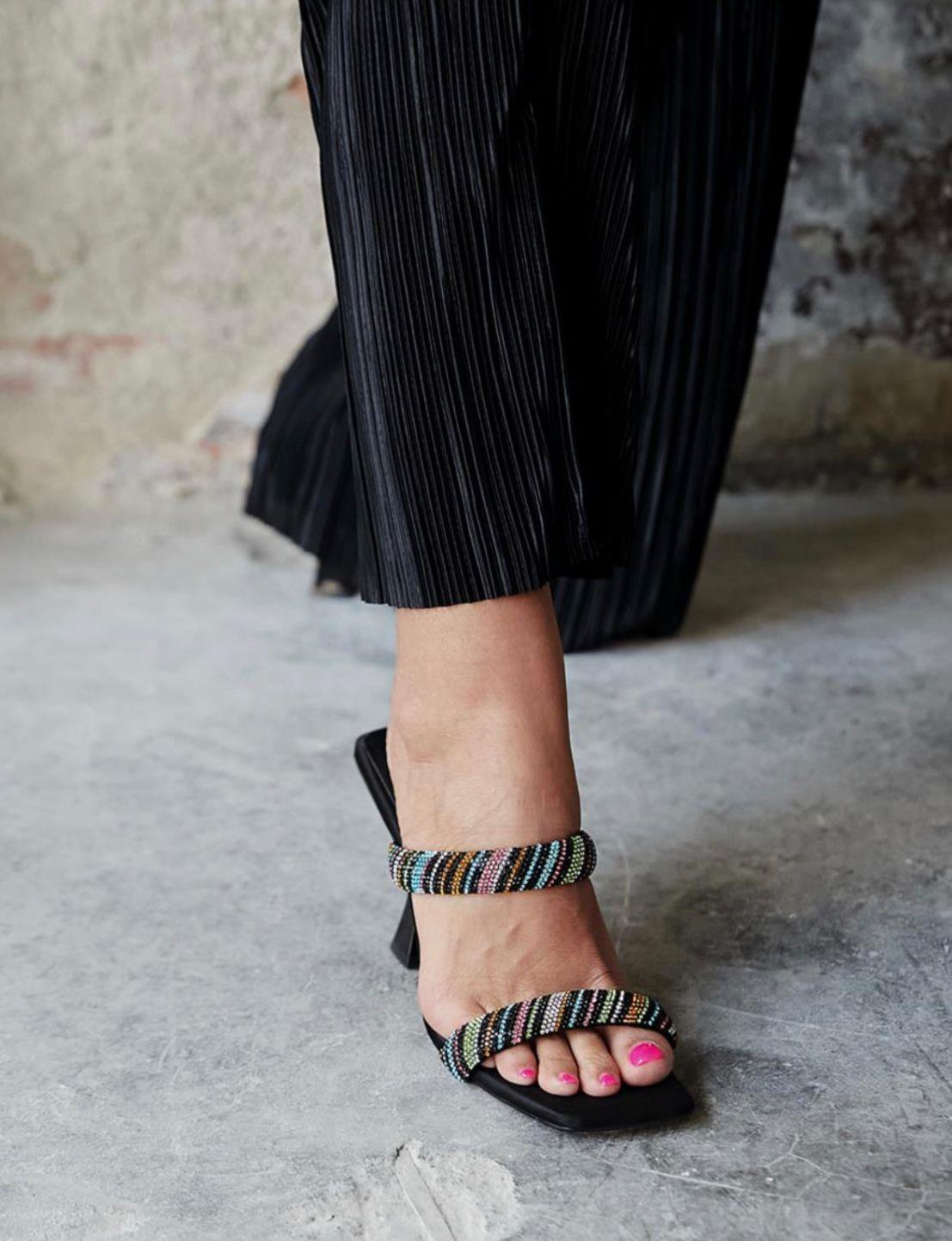 PM LADYLA K1298 36-40 TAŞLI TOPUKLU TERLİK