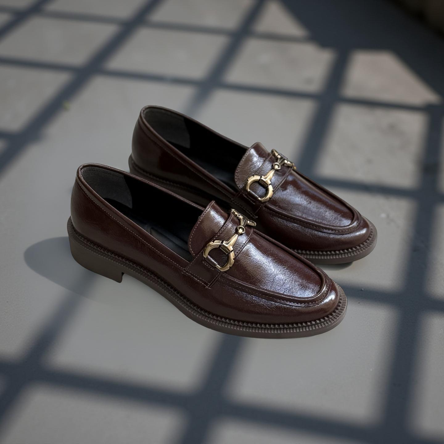 PM NOL K152 36-40 LOAFER