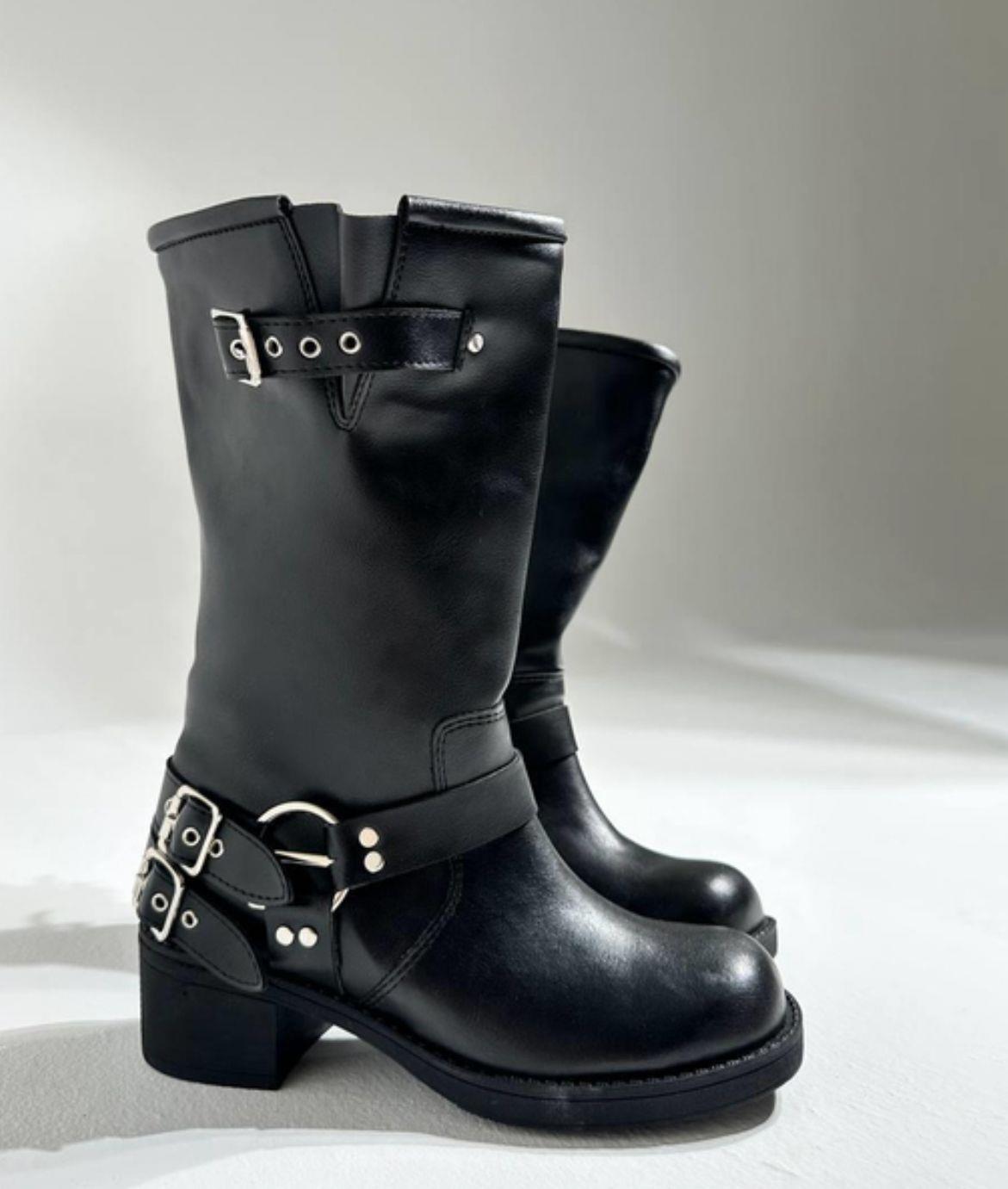 SB BELTY 36-40 KEMERLİ BOT