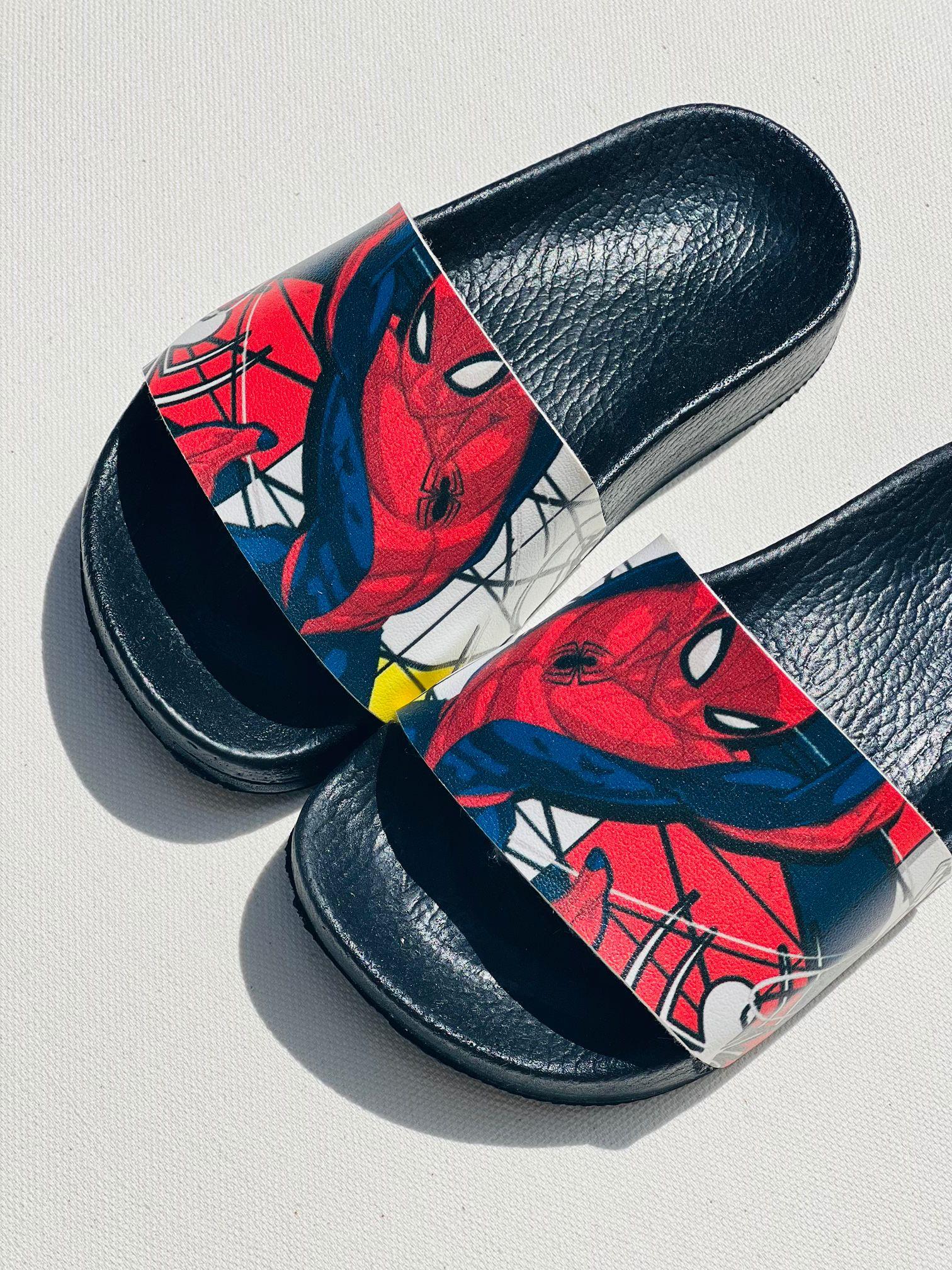 SPİDERMAN CRASH 24-30 TERLİK