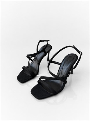 BH ZİNNA 36-40 TOPUKLU SANDALET