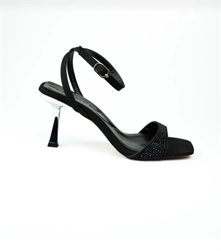 PM AMARİS K111 36-40 TOPUKLU SANDALET