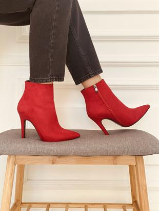 PM BUTTY 1019 36-40 STILET BOOTIE