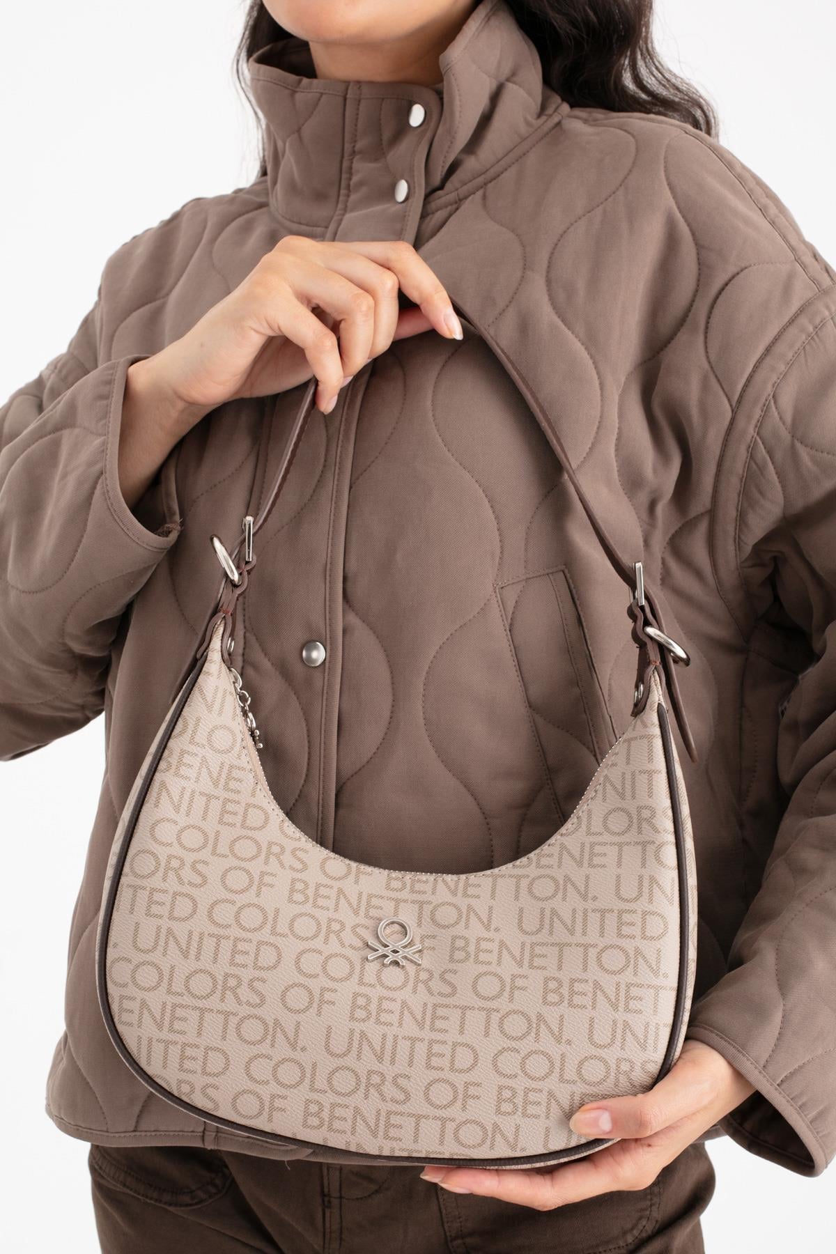 BENETTON 1641 1404  MONOGRAM