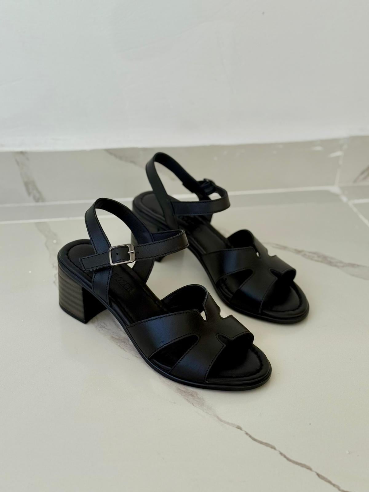 BUL HEMS 251812 36-40 HAKİKİ DERİ TOPUKLU SANDALET