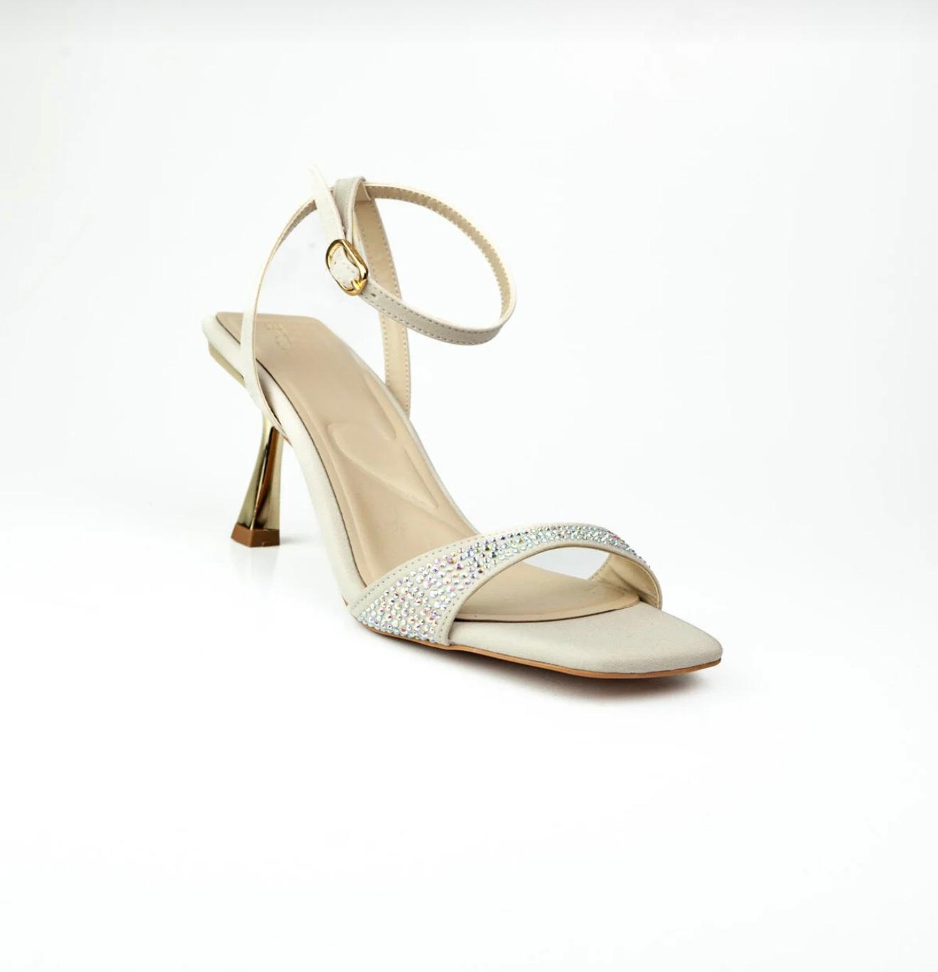 PM AMARİS K111 36-40 TOPUKLU SANDALET