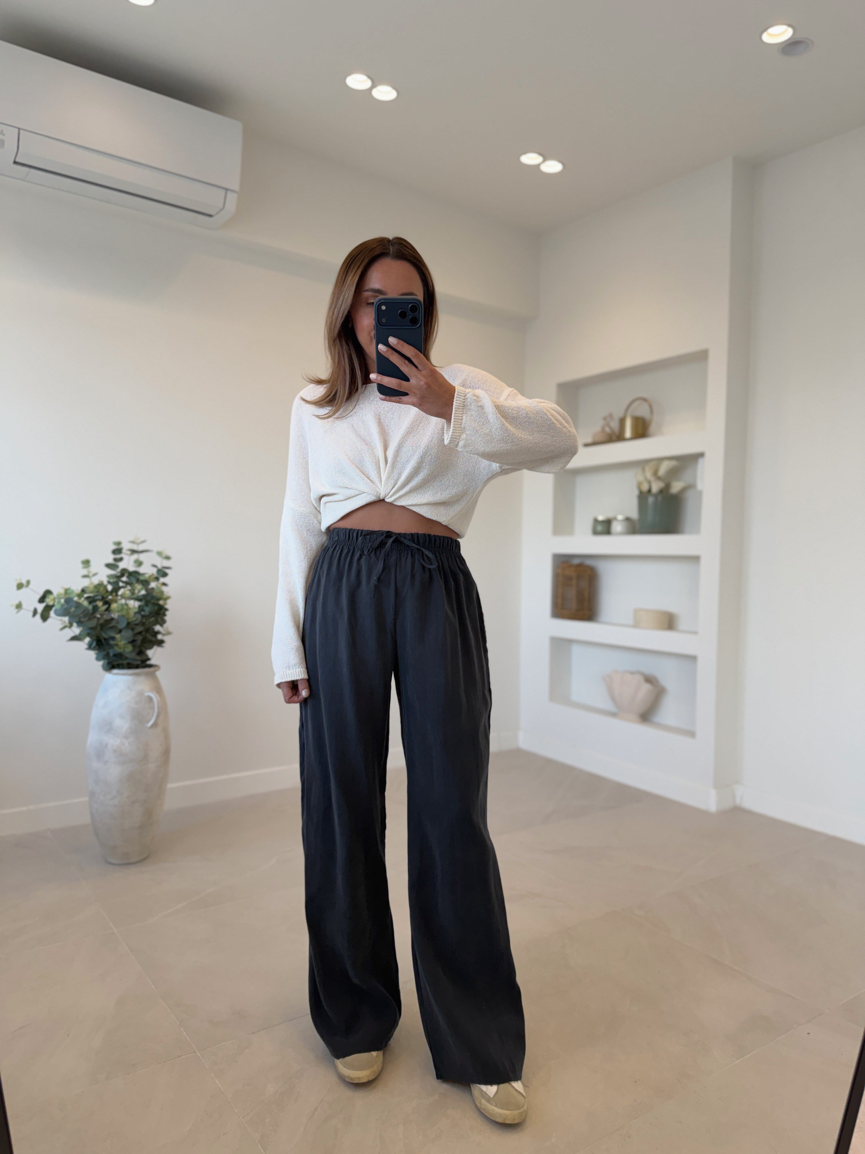 1001 Beli Lastikli Siyah Pantolon