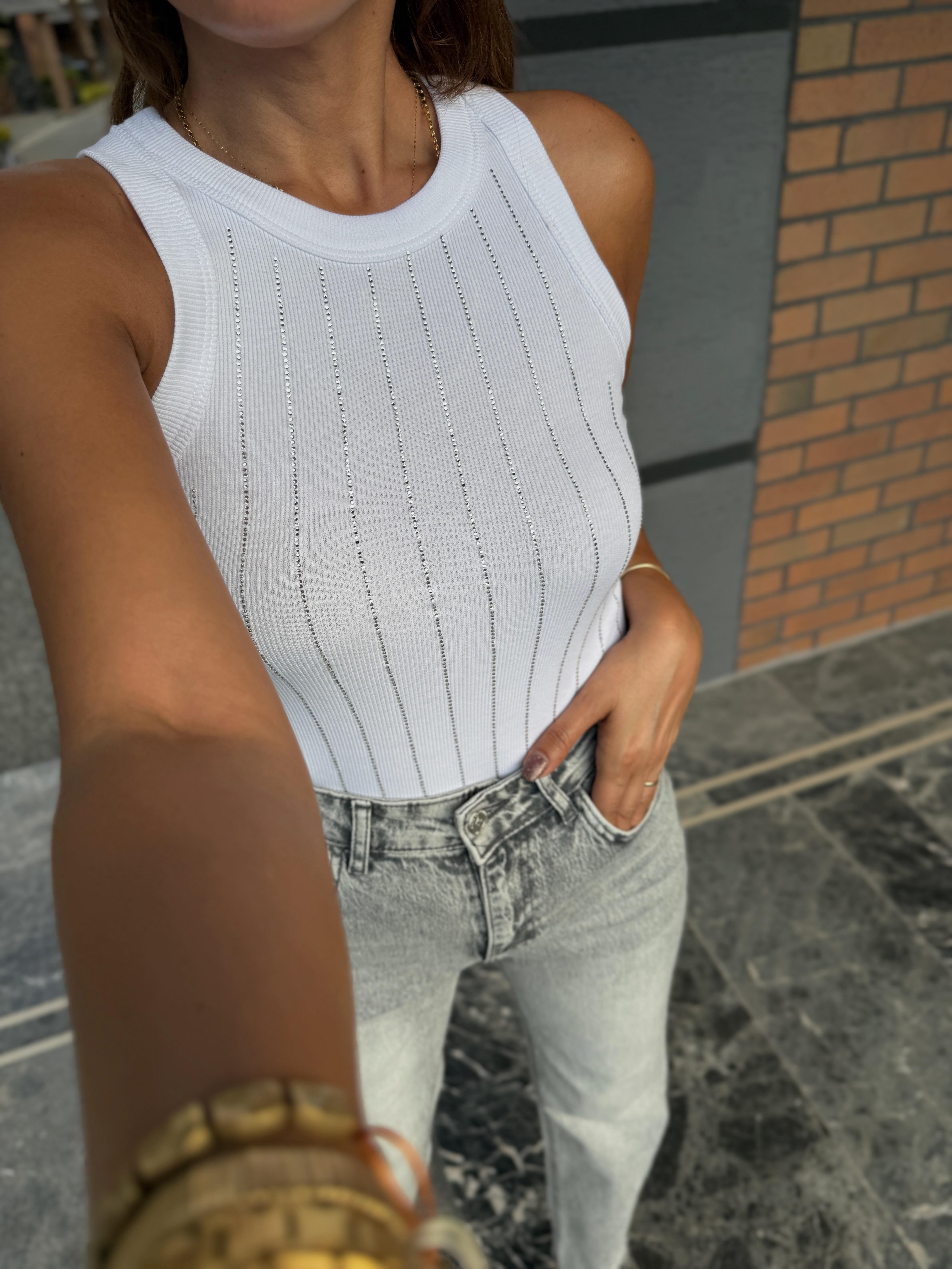 1012 Halter Yaka Taş Baskılı Beyaz Atlet