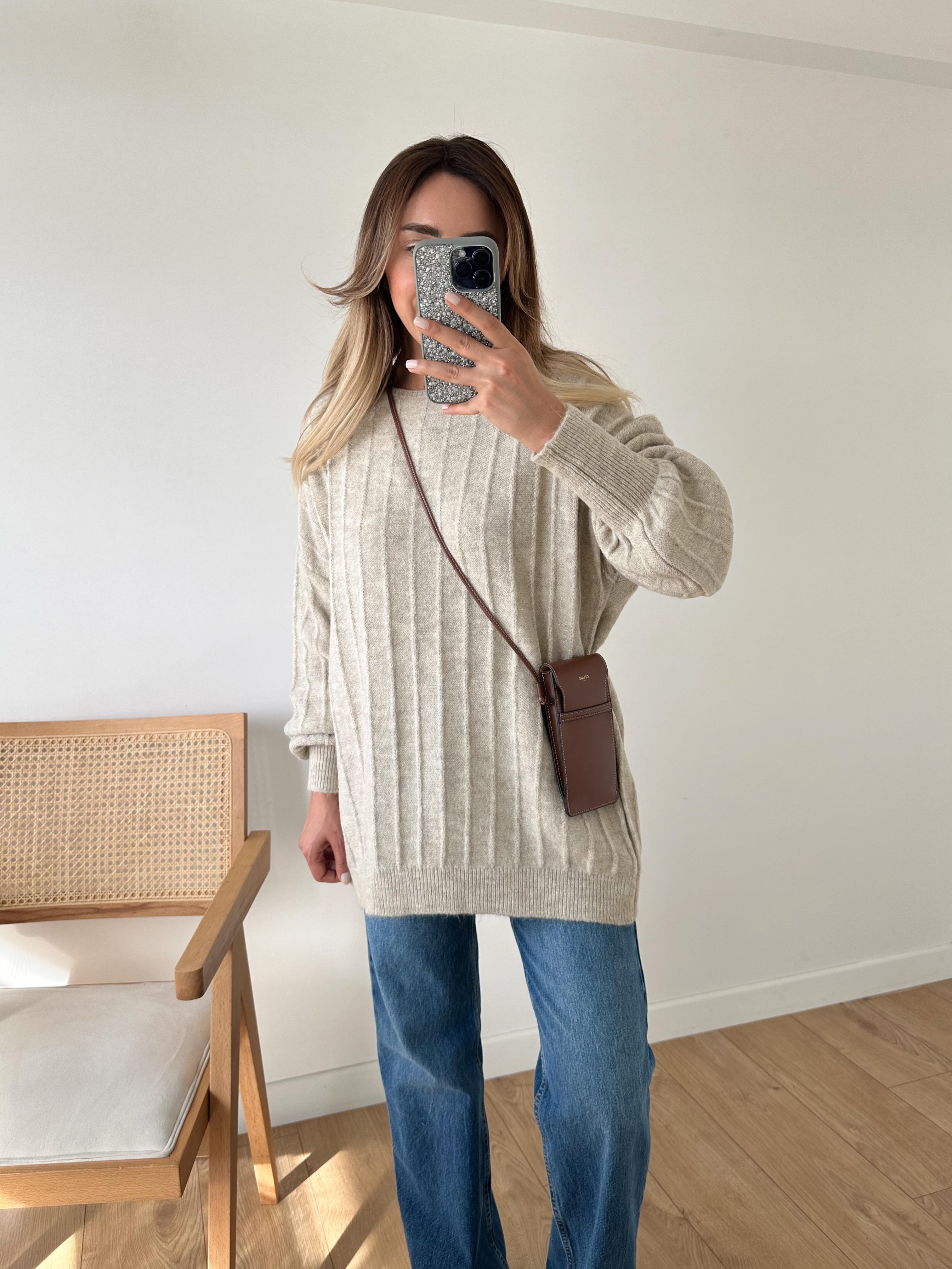 AÇIK BEJ KAYIK YAKA FİTİLLİ OVERSIZE KAZAK