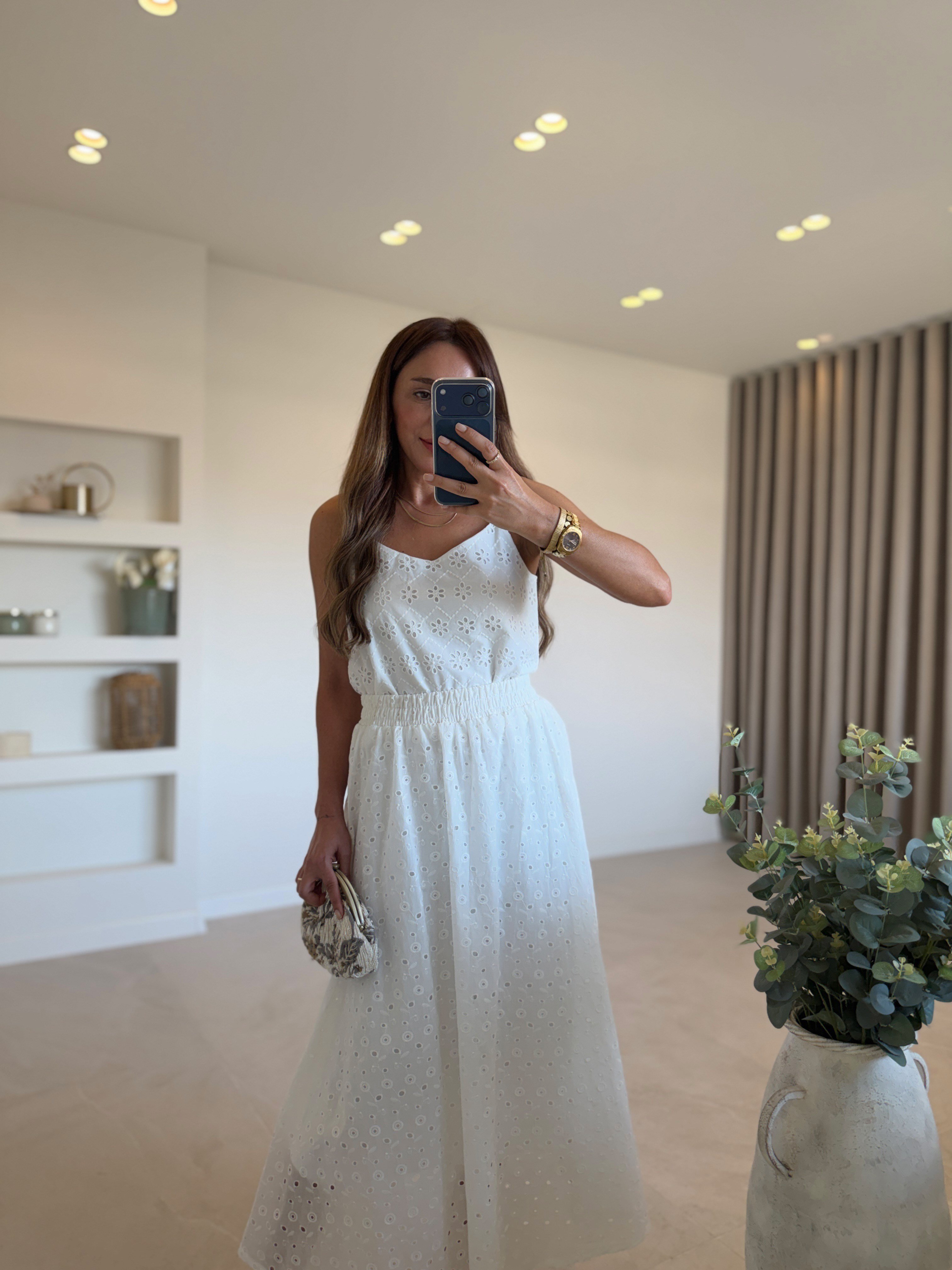 Beyaz Fisto Detaylı Astarlı Bluz