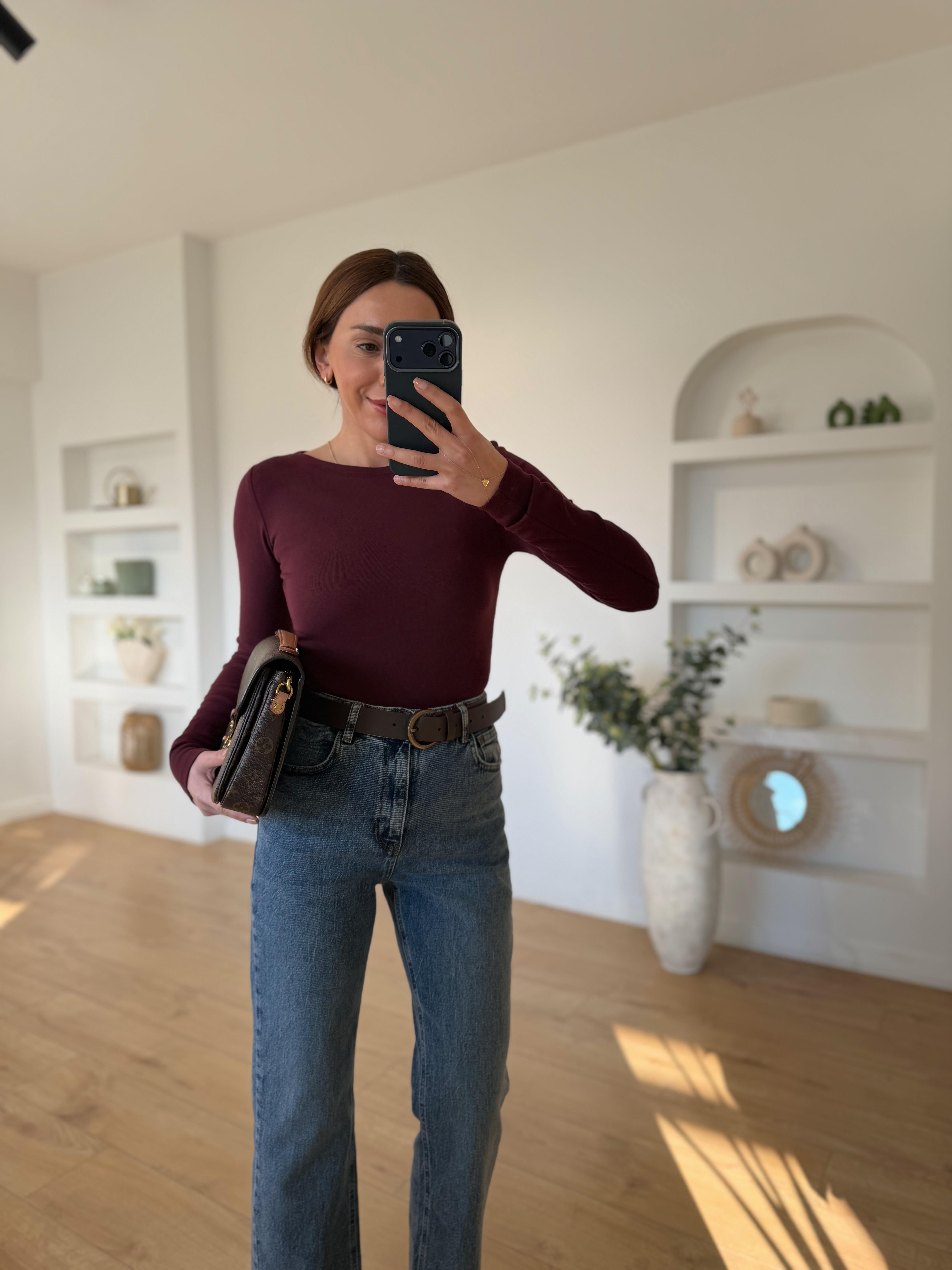 Dilvin 31332 Bordo Kayık Yaka Kolsuz Top