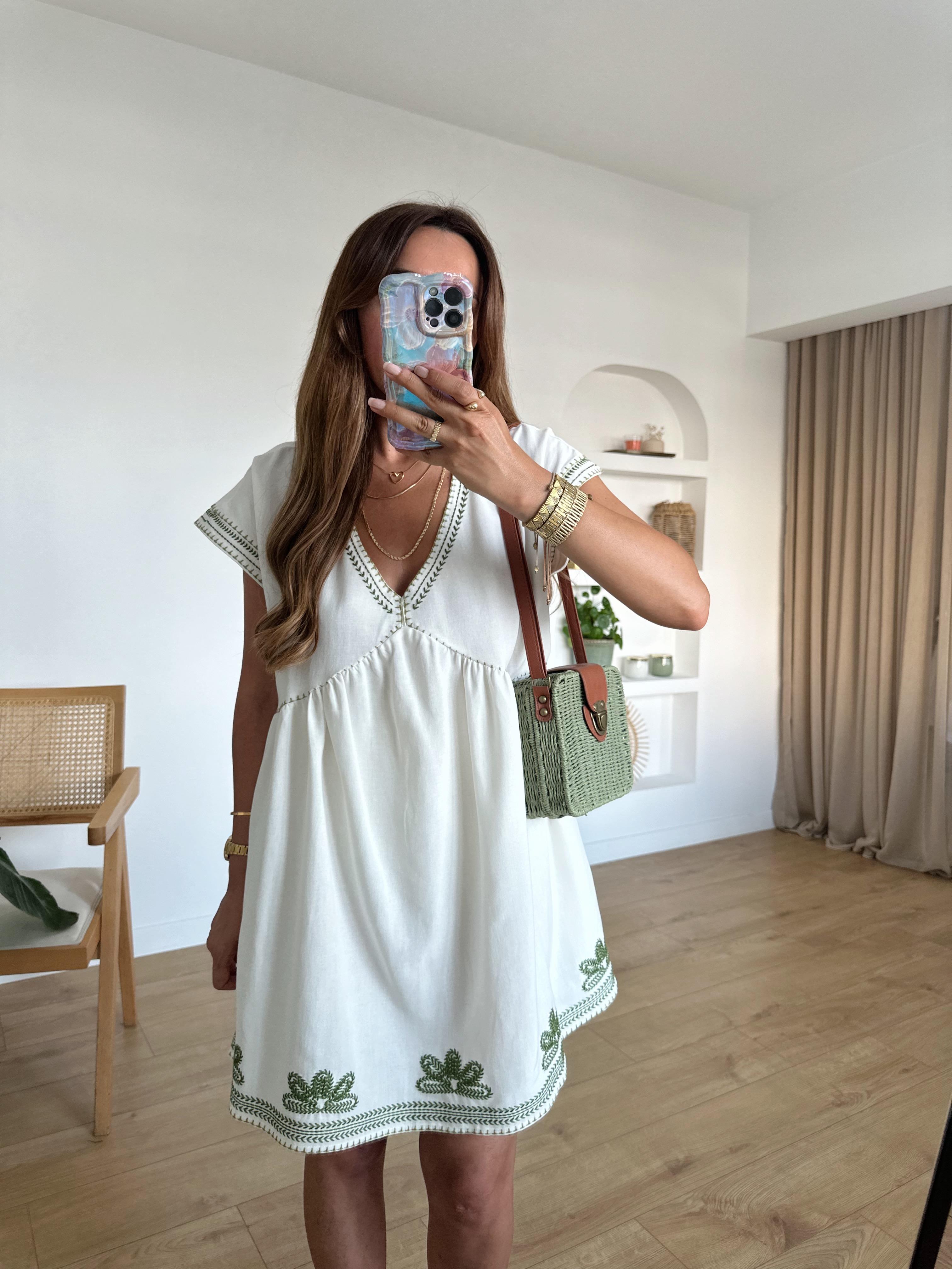 EKRU NAKIŞLI V YAKA KETEN KARIŞIMLI ELBİSE