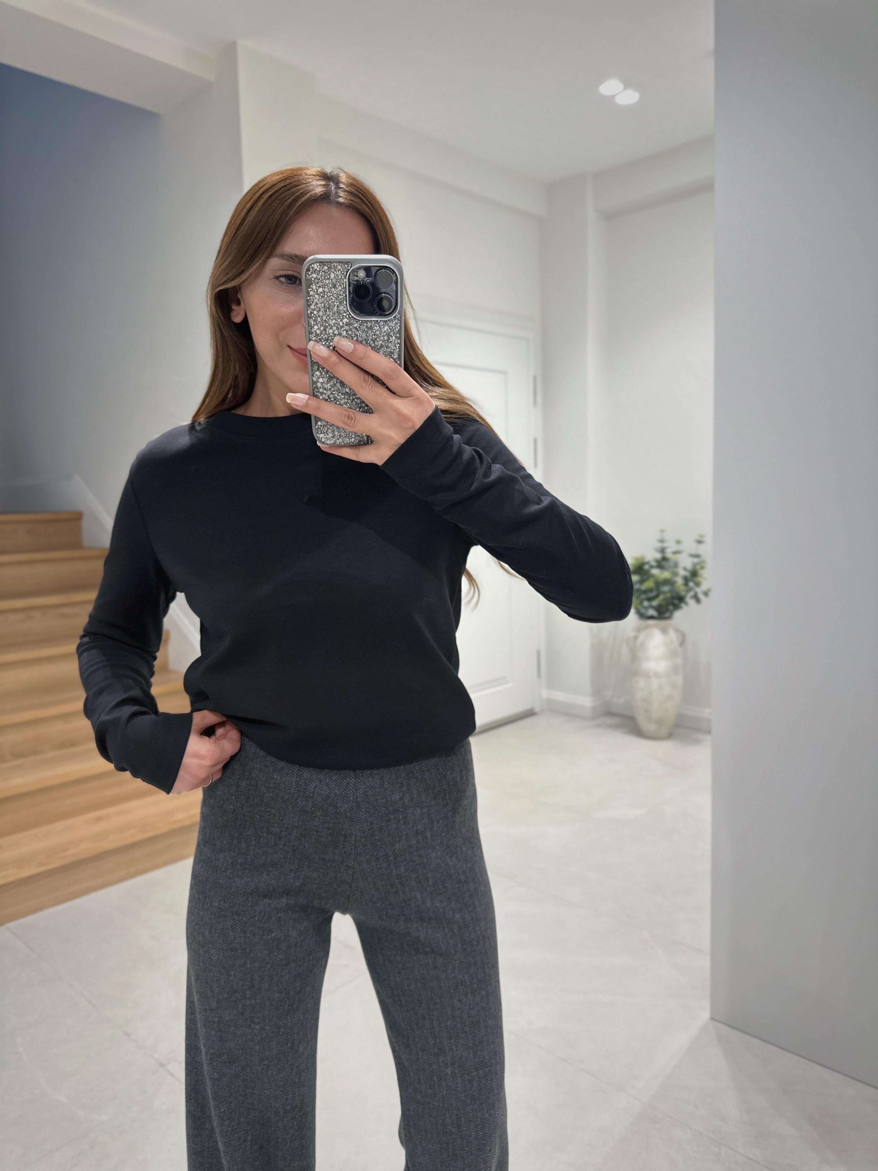 Karol Siyah %100 Pamuk Sweat
