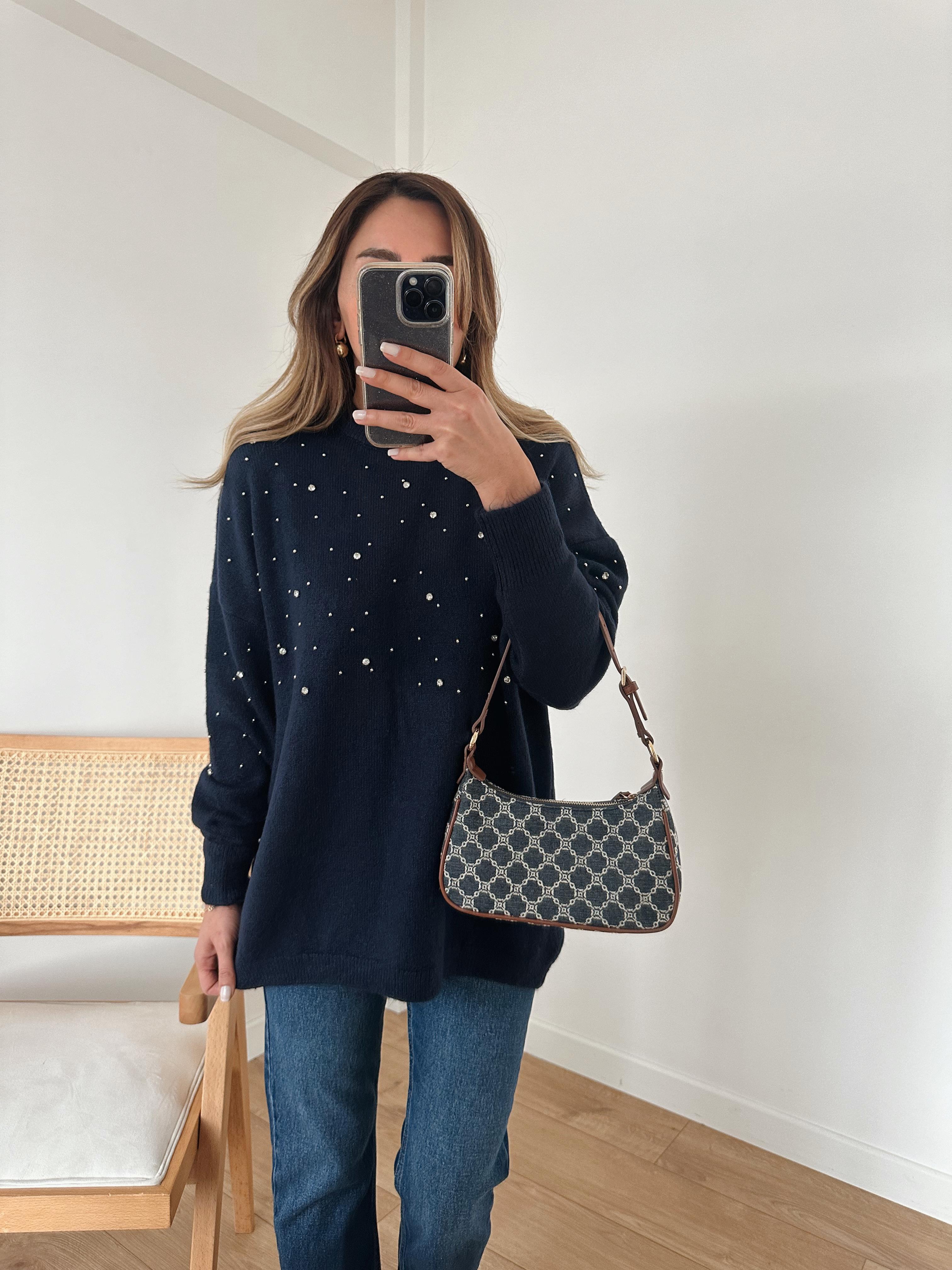 LACİVERT TAŞLI DROP ÇAKIMLI KAZAK
