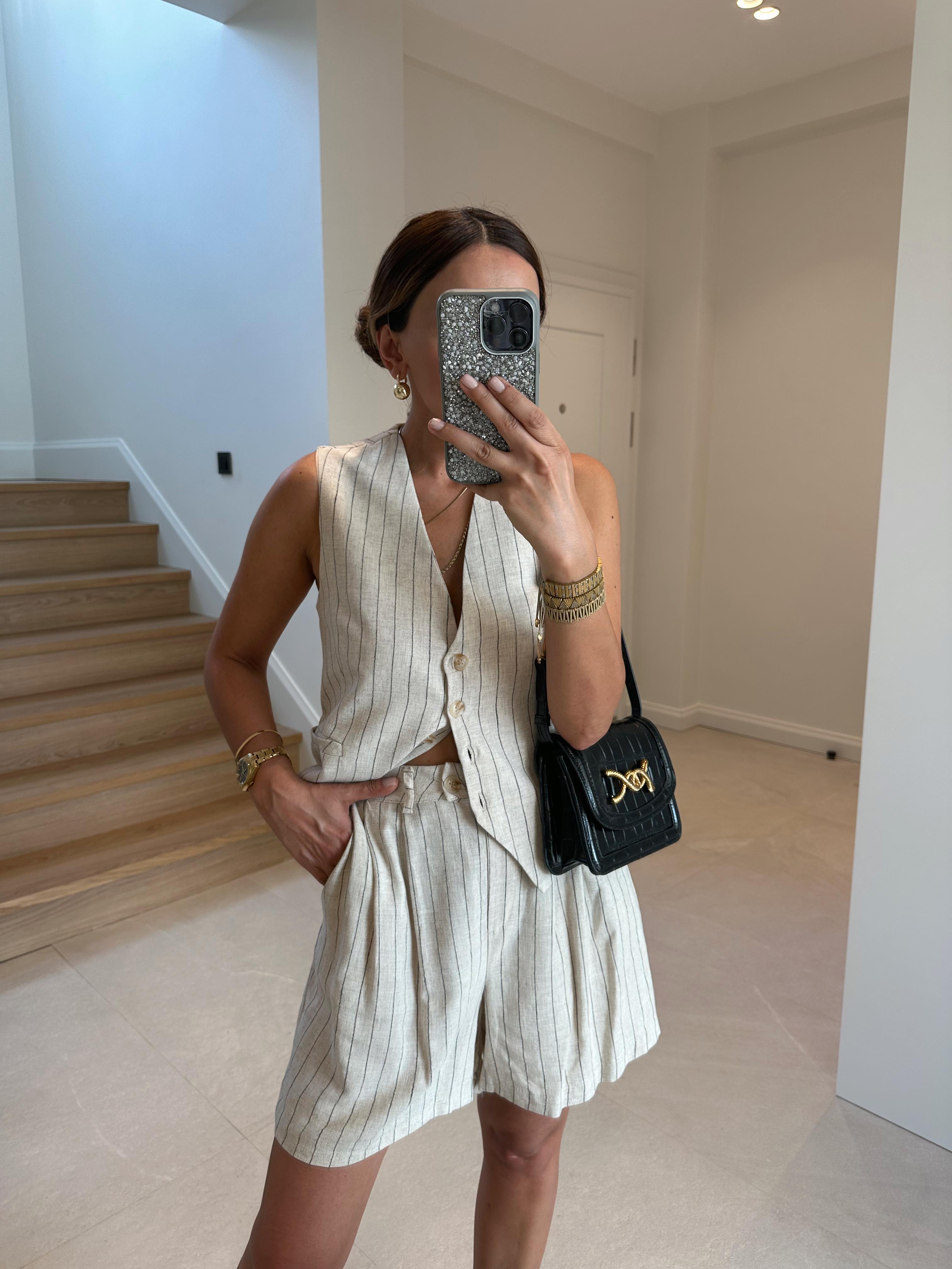 Low Çizgili Taş Rengi Yelek Şort Takım