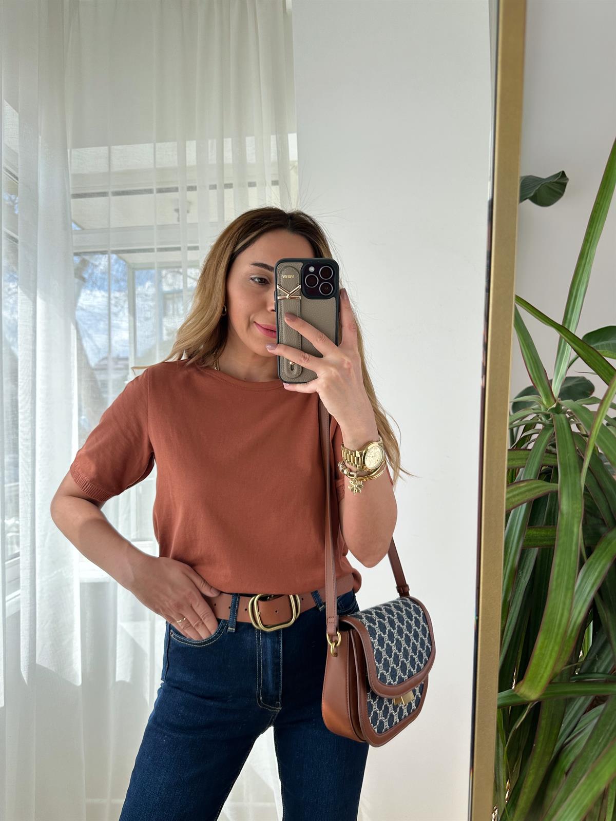 MNG KİREMİT TİŞÖRT