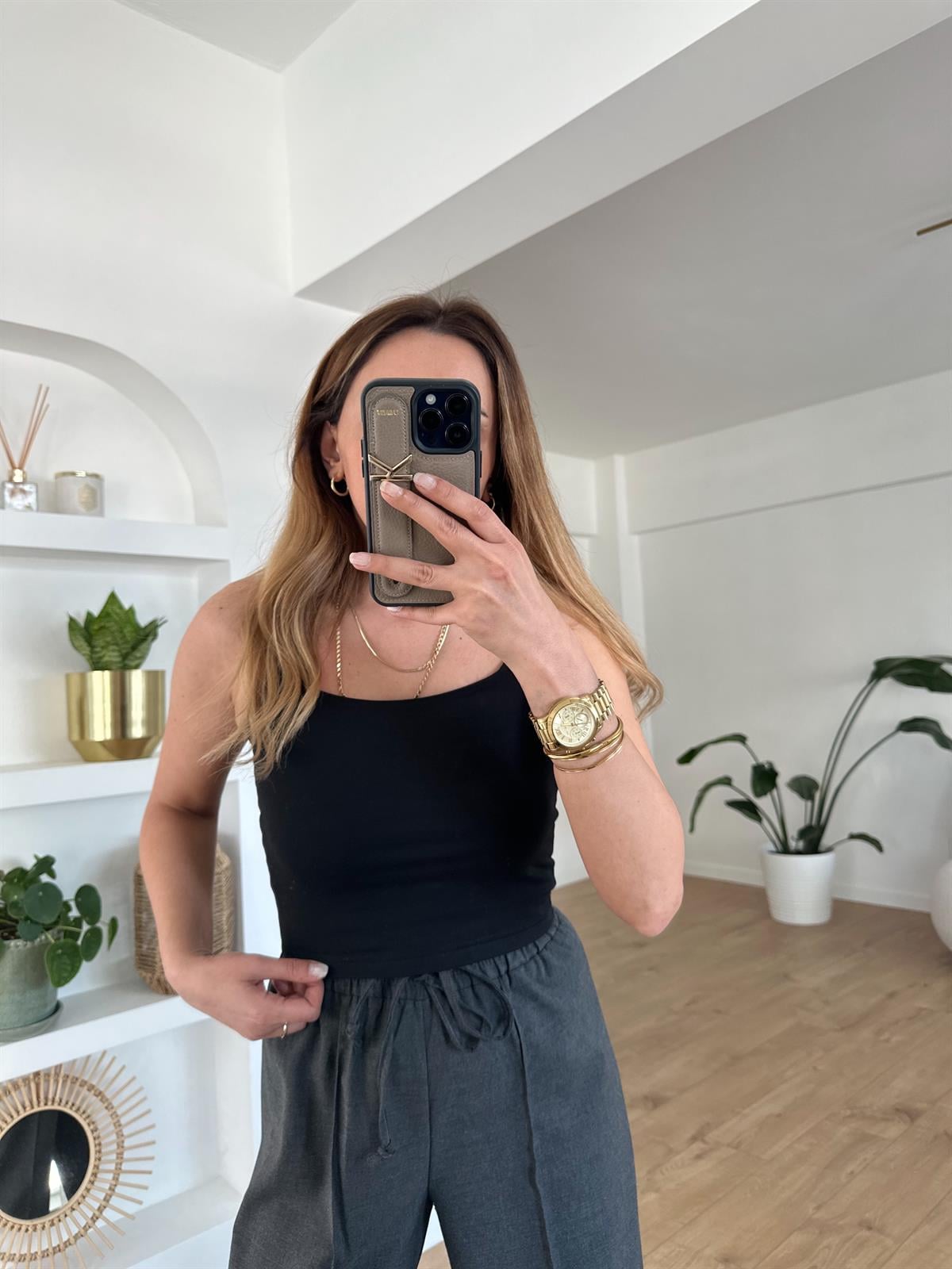 SPAGETTİ ASKILI SİYAH CROP