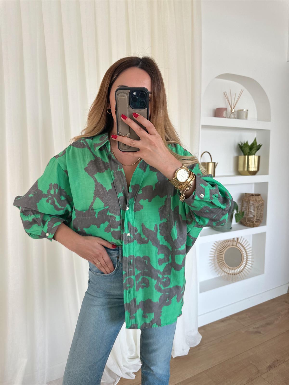 YEŞİL DESENLİ TENSEL OVERSIZE GÖMLEK