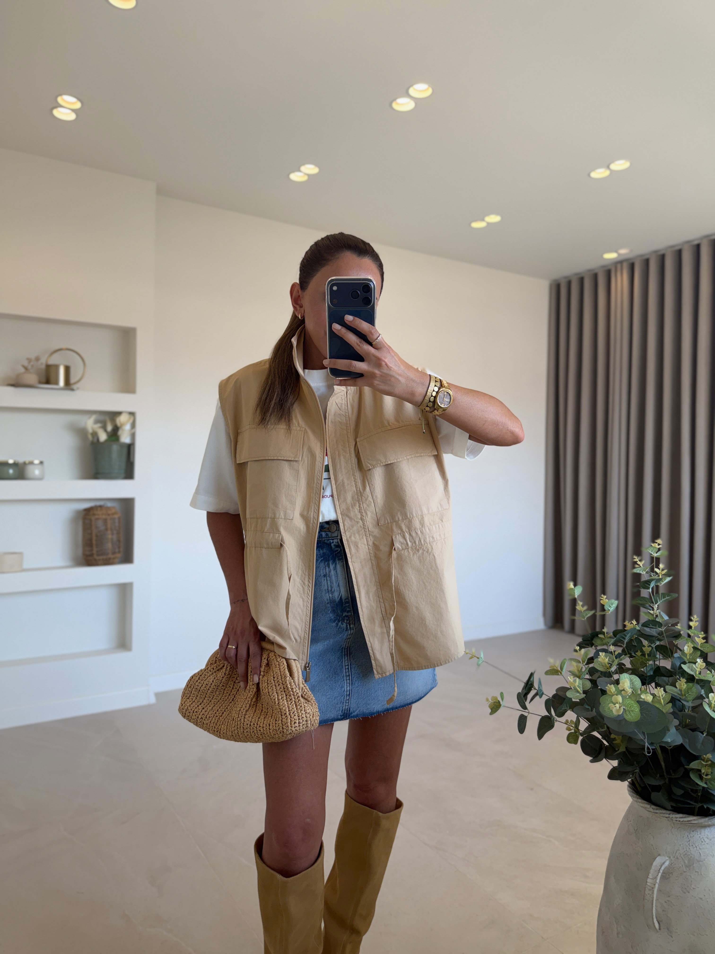 001 Önden Büzgülü Camel Yelek
