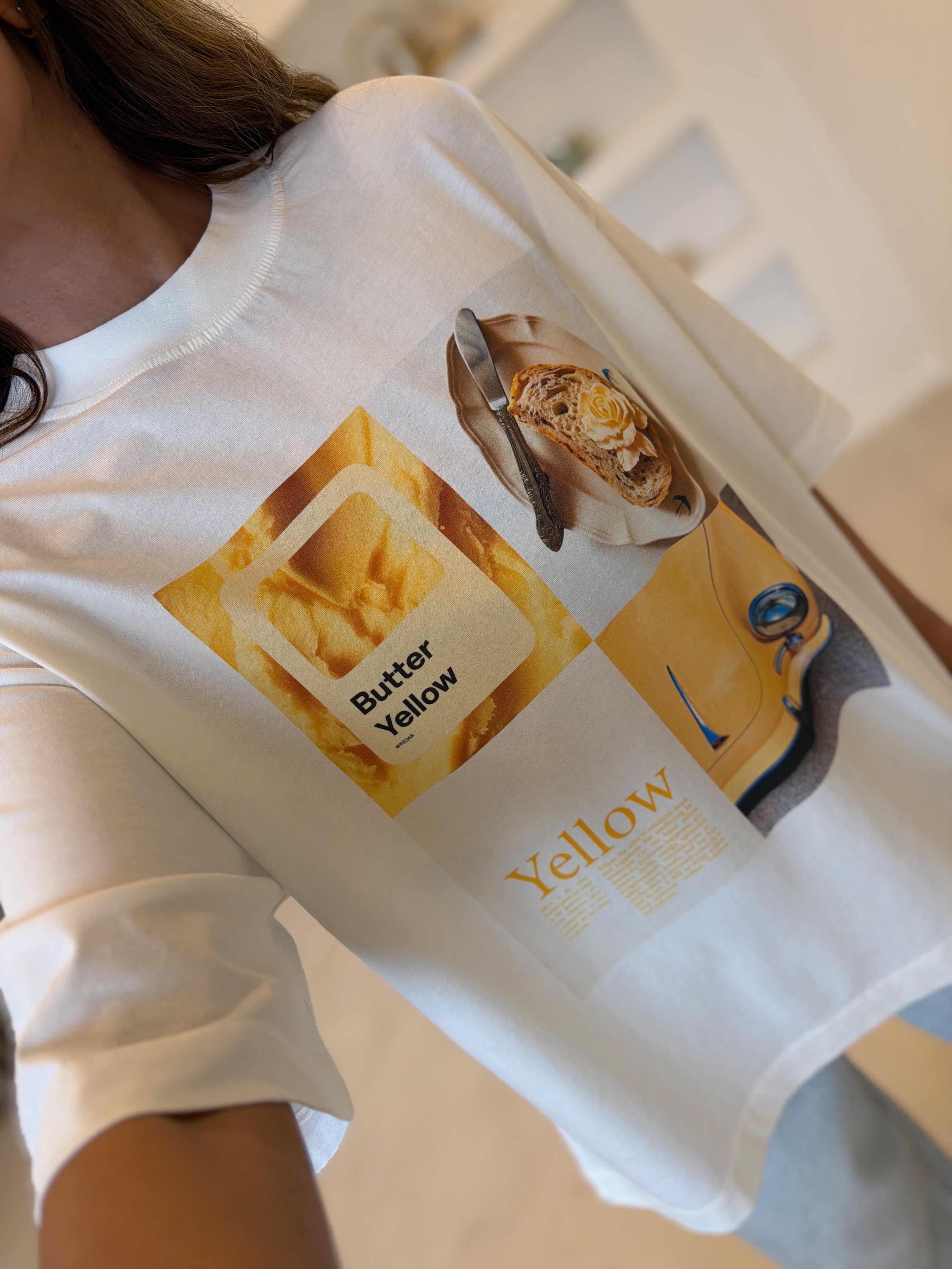 1028 Butter Yellow Baskı Ekru Tişört