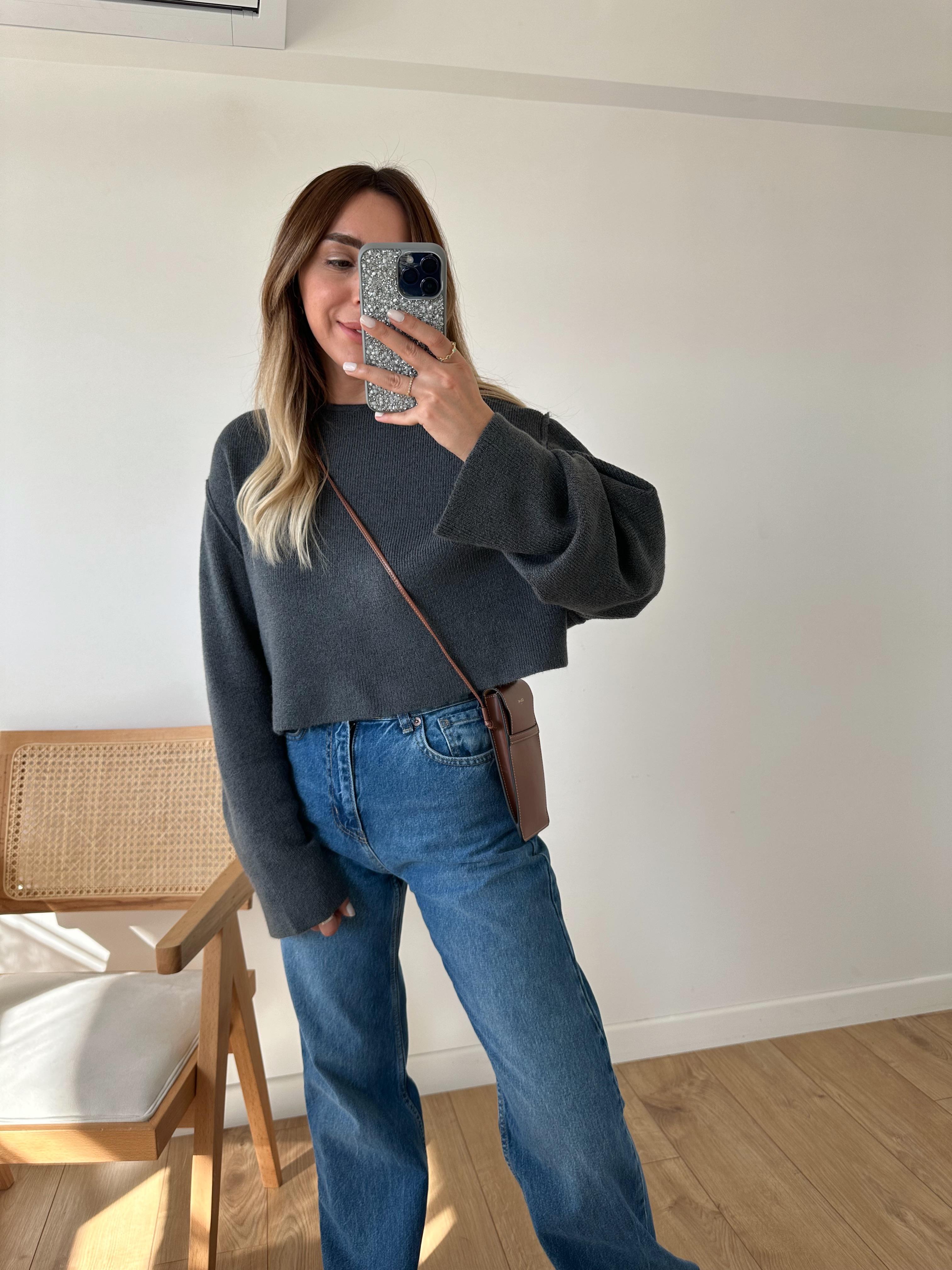 ANTRASİT KISA OVERSIZE KAZAK