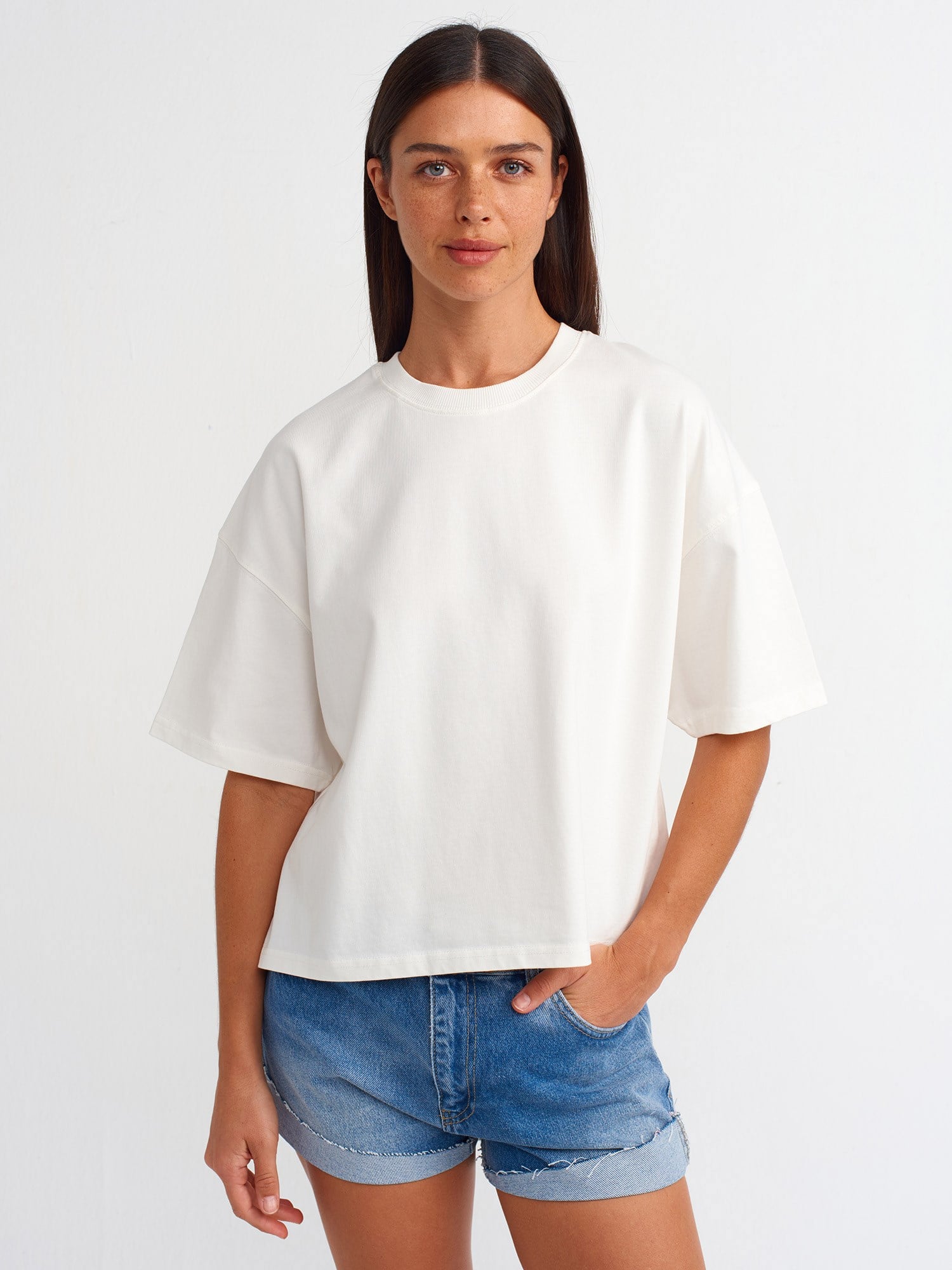 Dilvin 31017 %100 Pamuk Basic T-Shirt-Ekru
