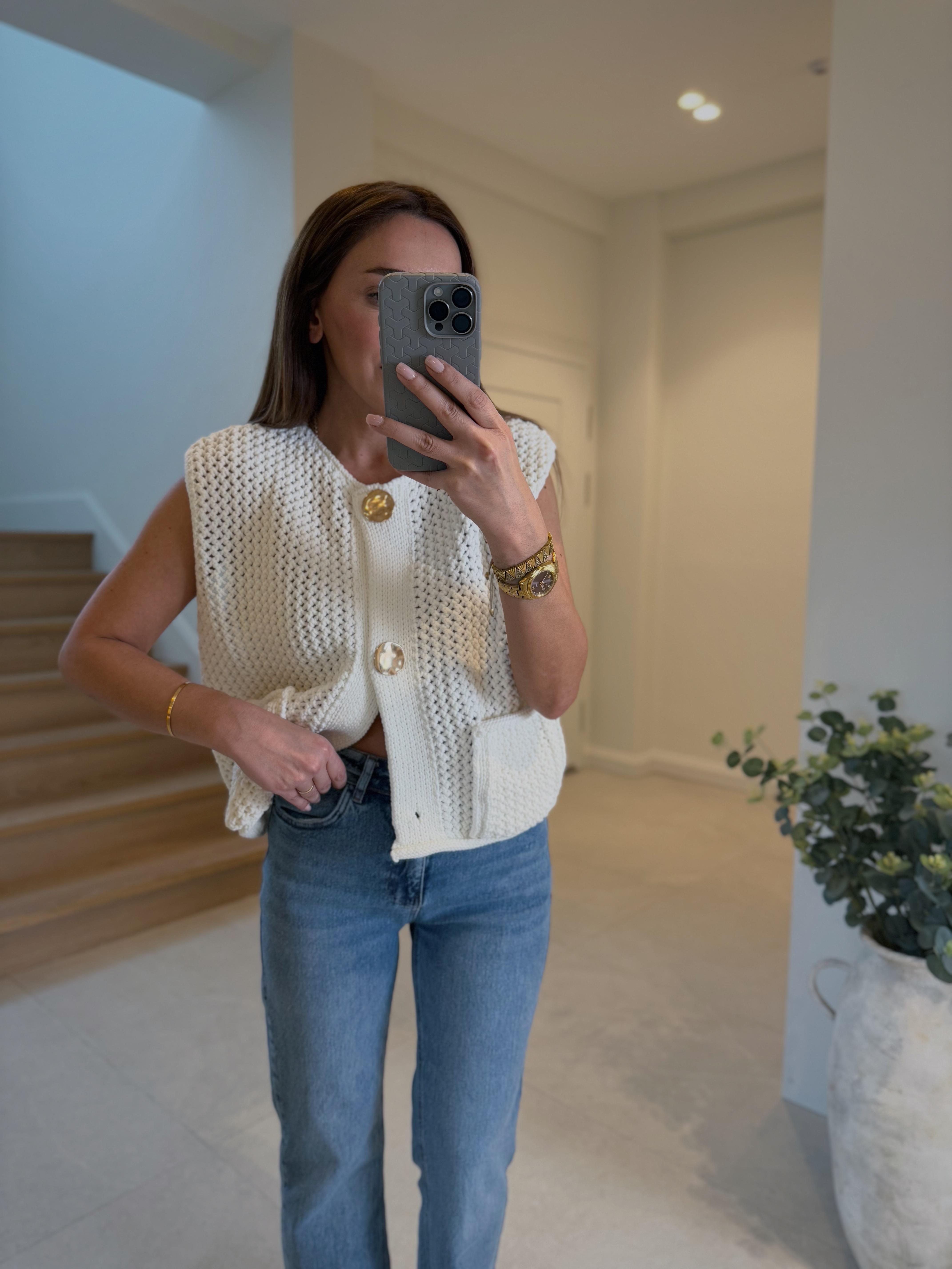 Dilvin 60274 Ekru Triko Gold Düğmeli Yelek