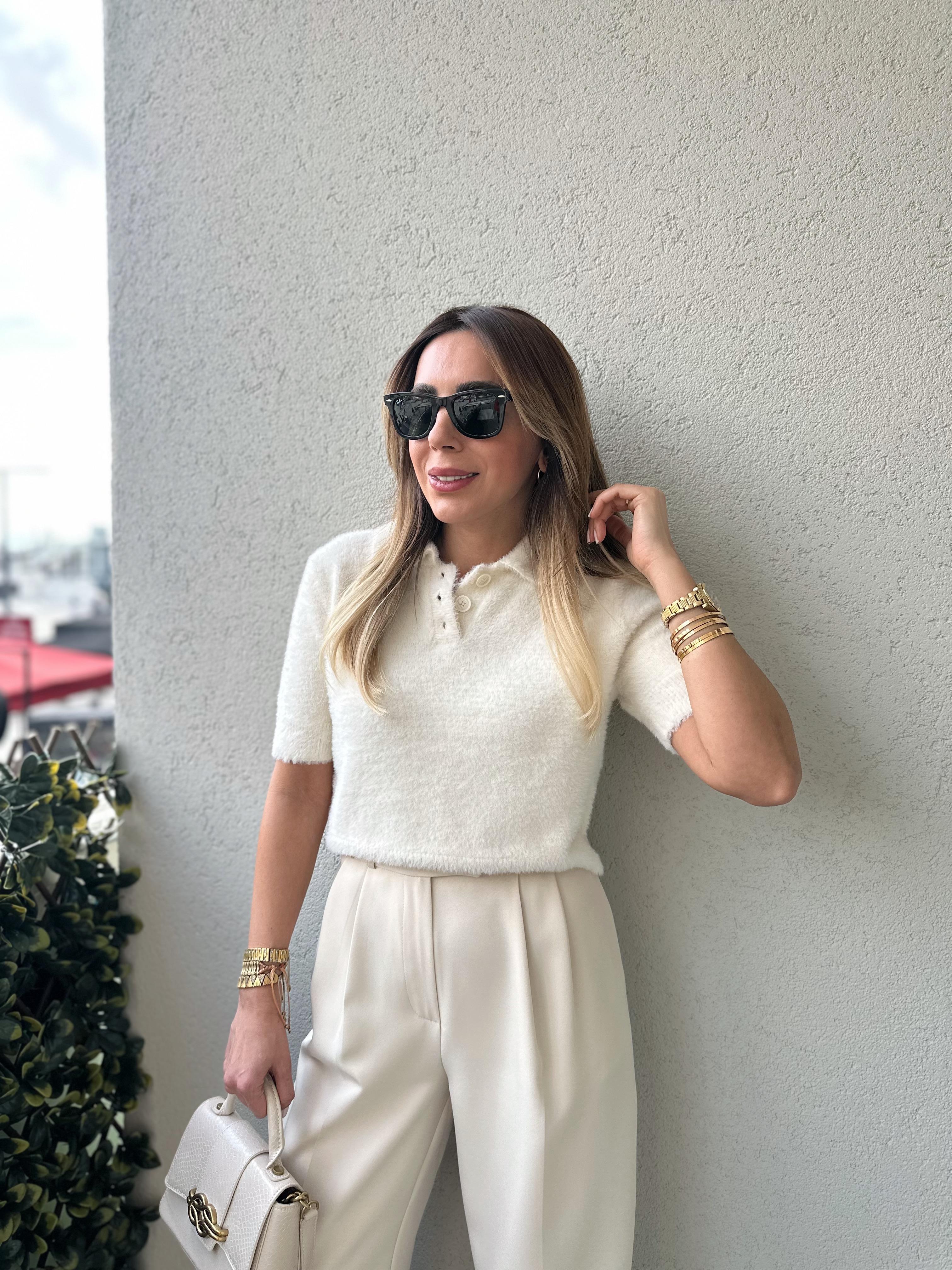 DİLVİN EKRU POLO YAKA YUMUŞAK DOKULU CROP KAZAK 