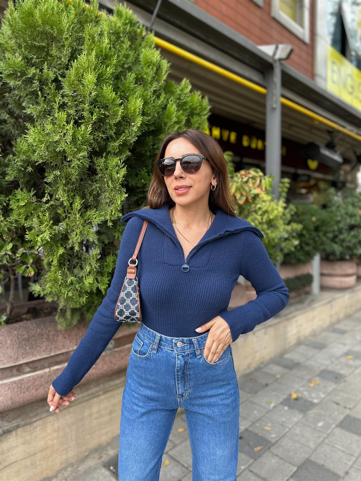 DİLVİN FERMUARLI LACİVERT YUMOŞ TRİKO