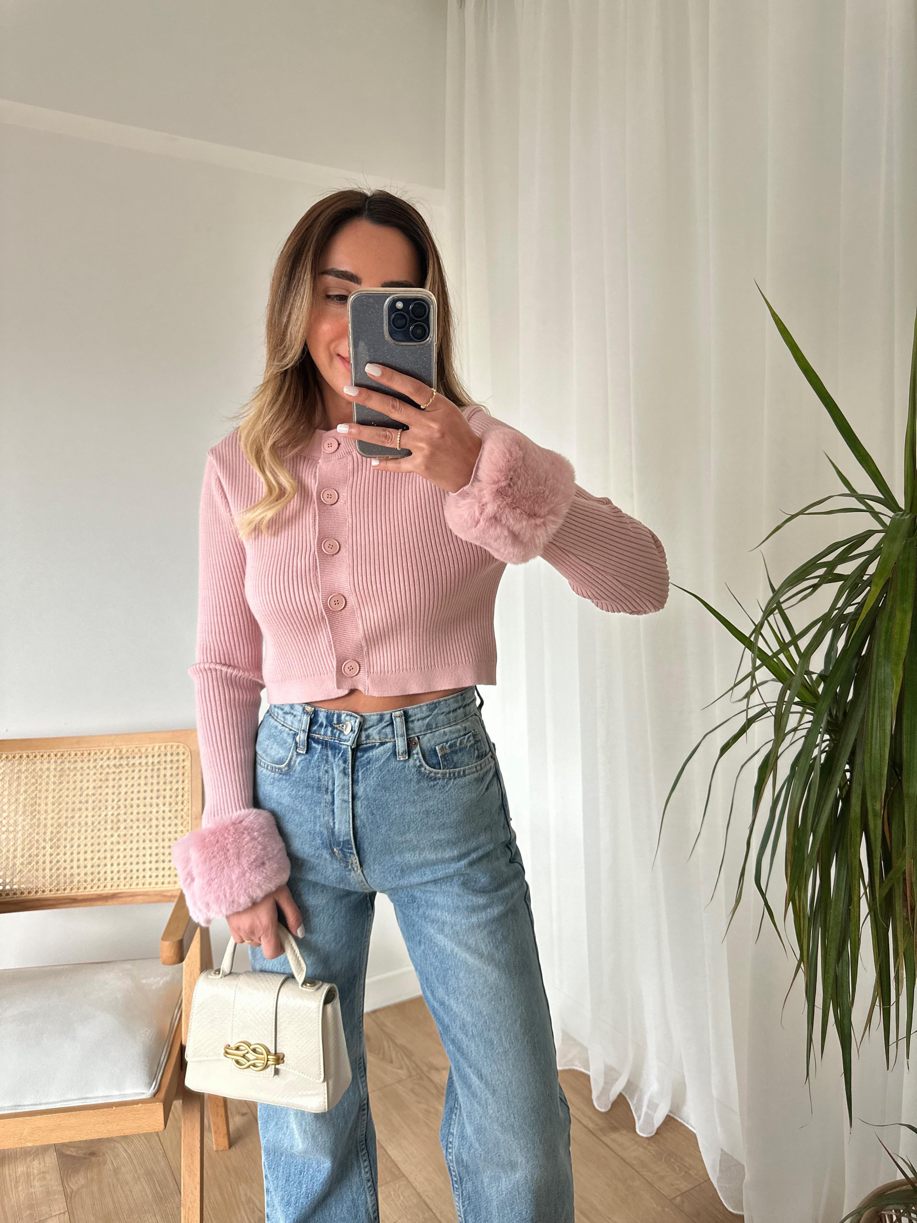 DİLVİN  PEMBE FONKSİYONEL KÜRKLÜ CROP HIRKA