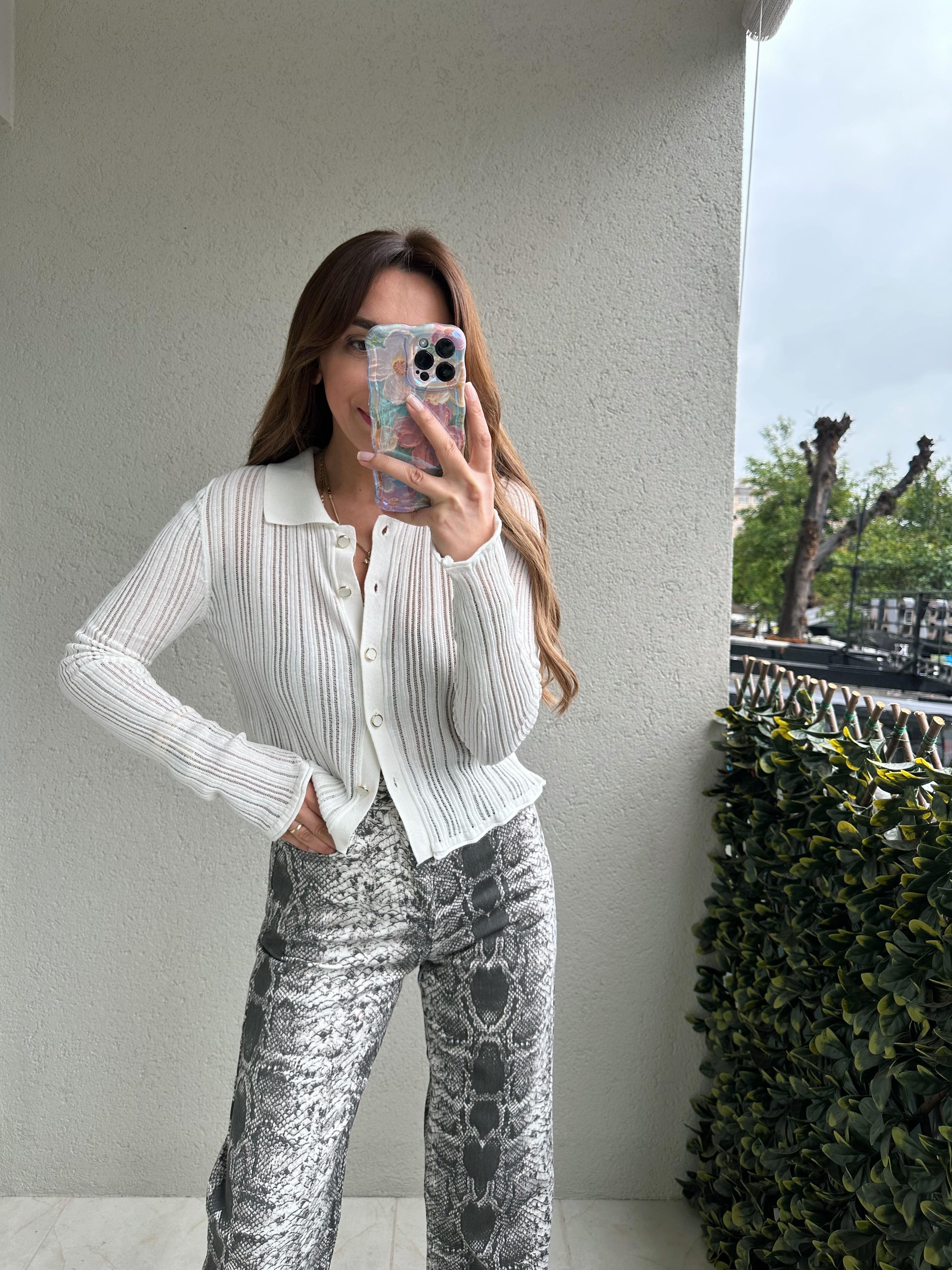DİLVİN PREMIUM DÜĞMELİ EKRU TRİKO HIRKA 