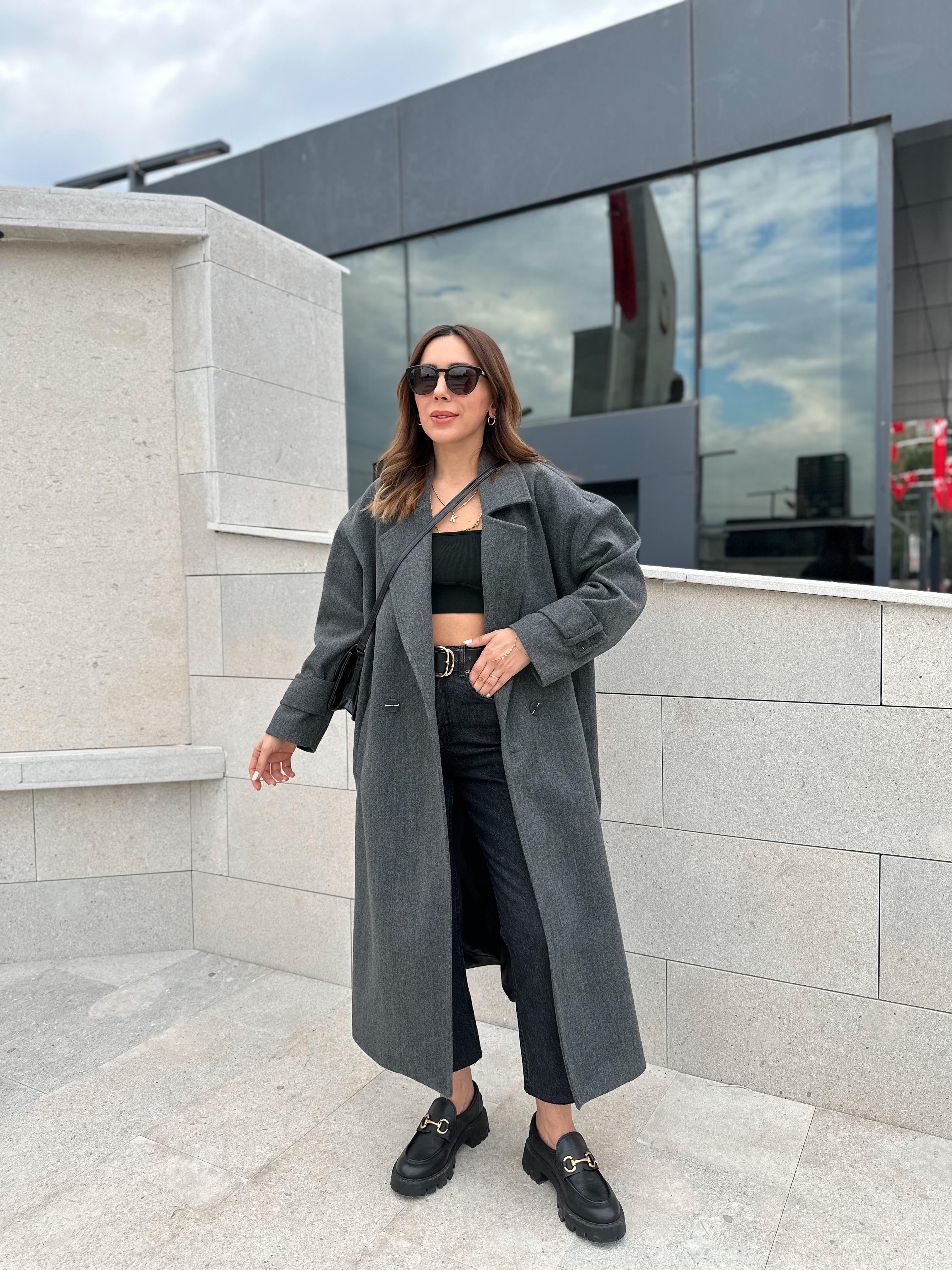 FÜME ASTARLI OVERSIZE KAŞE KABAN