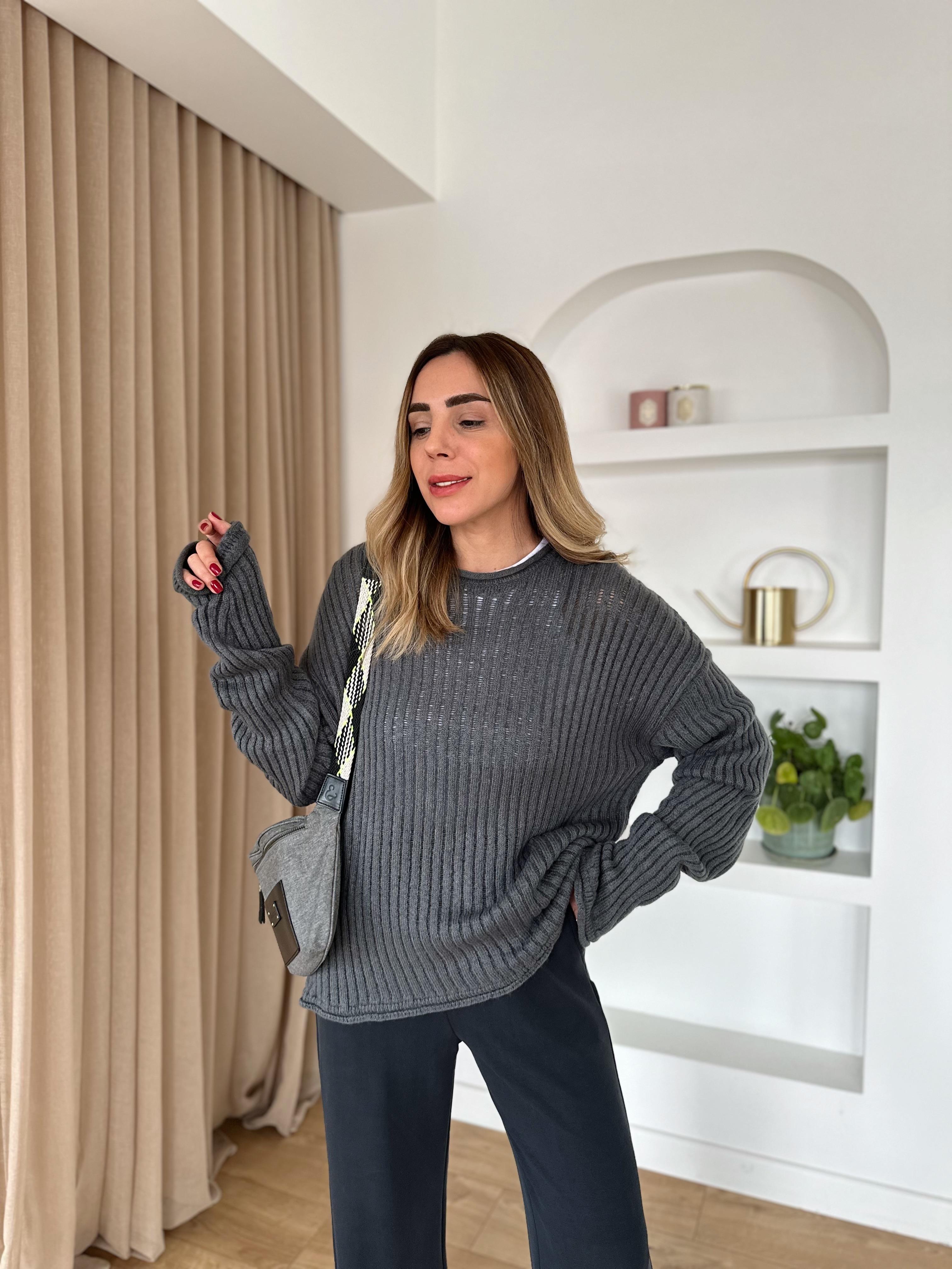 FÜME SOSİS YAKA SALAŞ KAZAK 