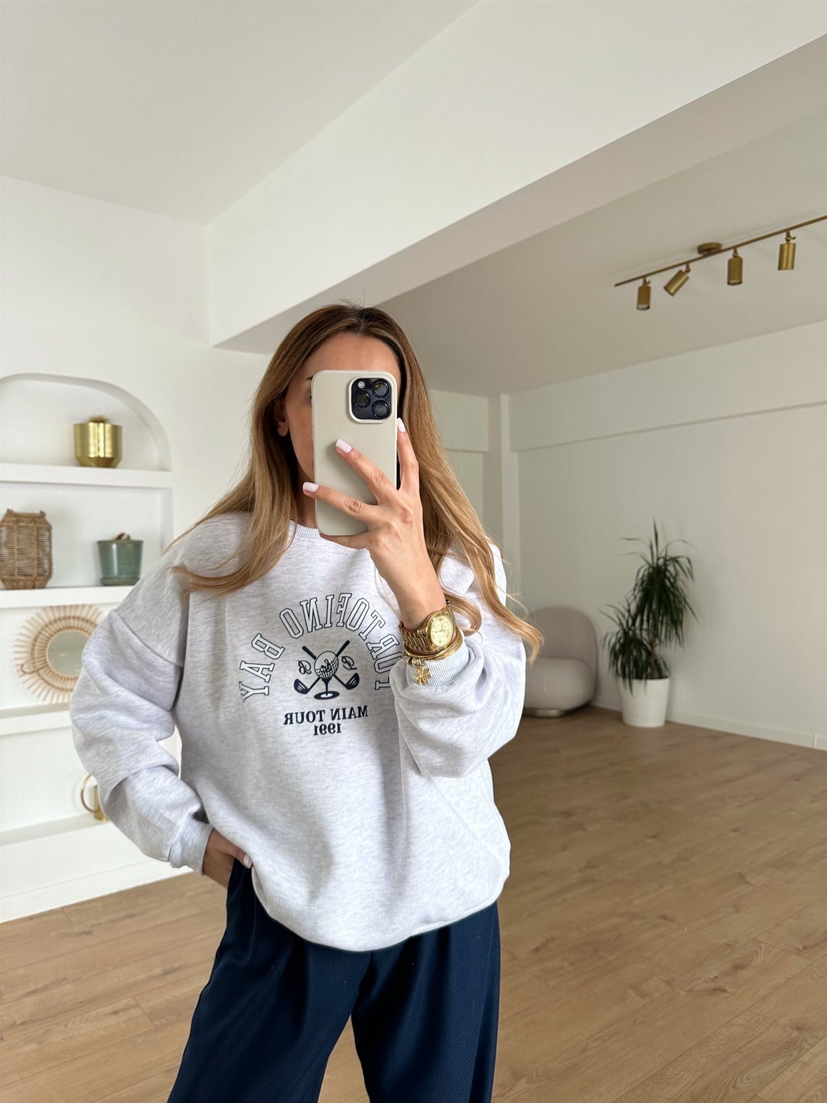 GRİ ÖNÜ BASKILI SWEAT