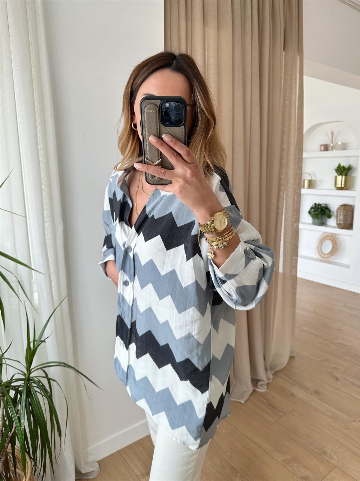 Gri Zigzag Desenli Tensel Oversıze Gömlek · 3