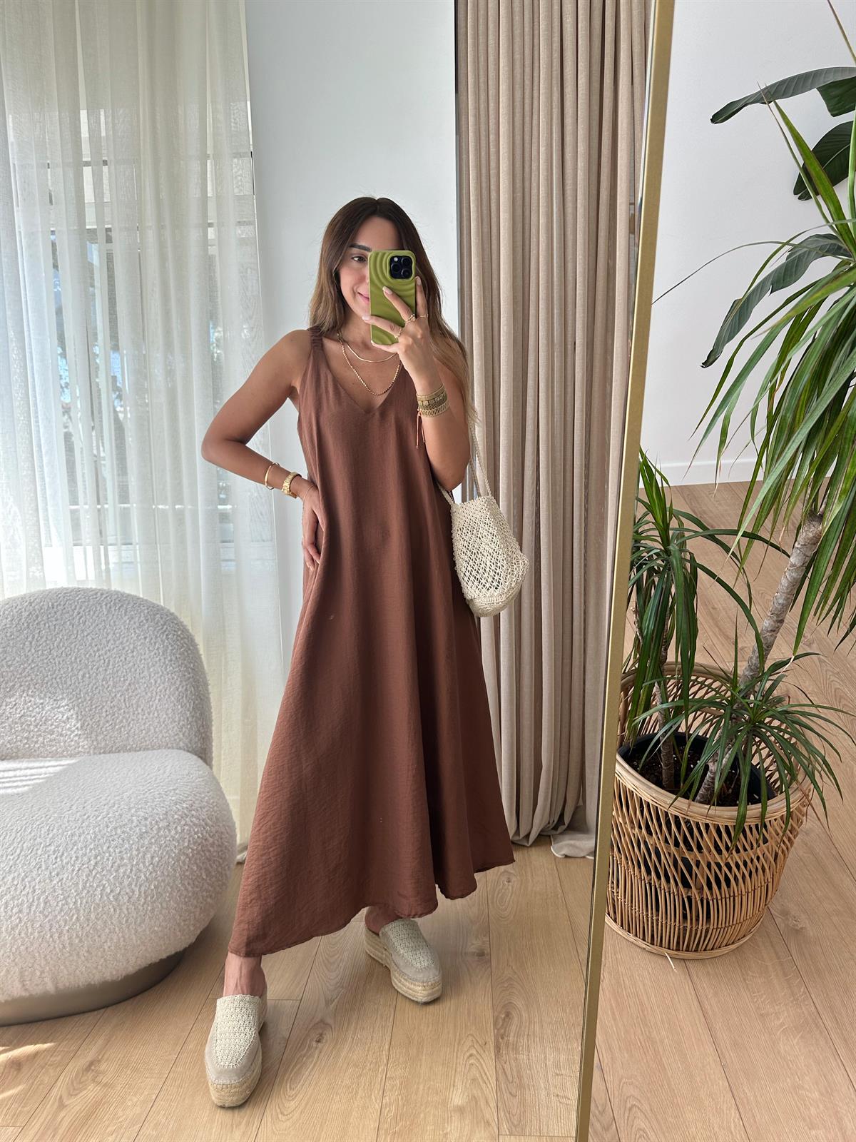 Kahve Askılı Tensel Elbise · 5