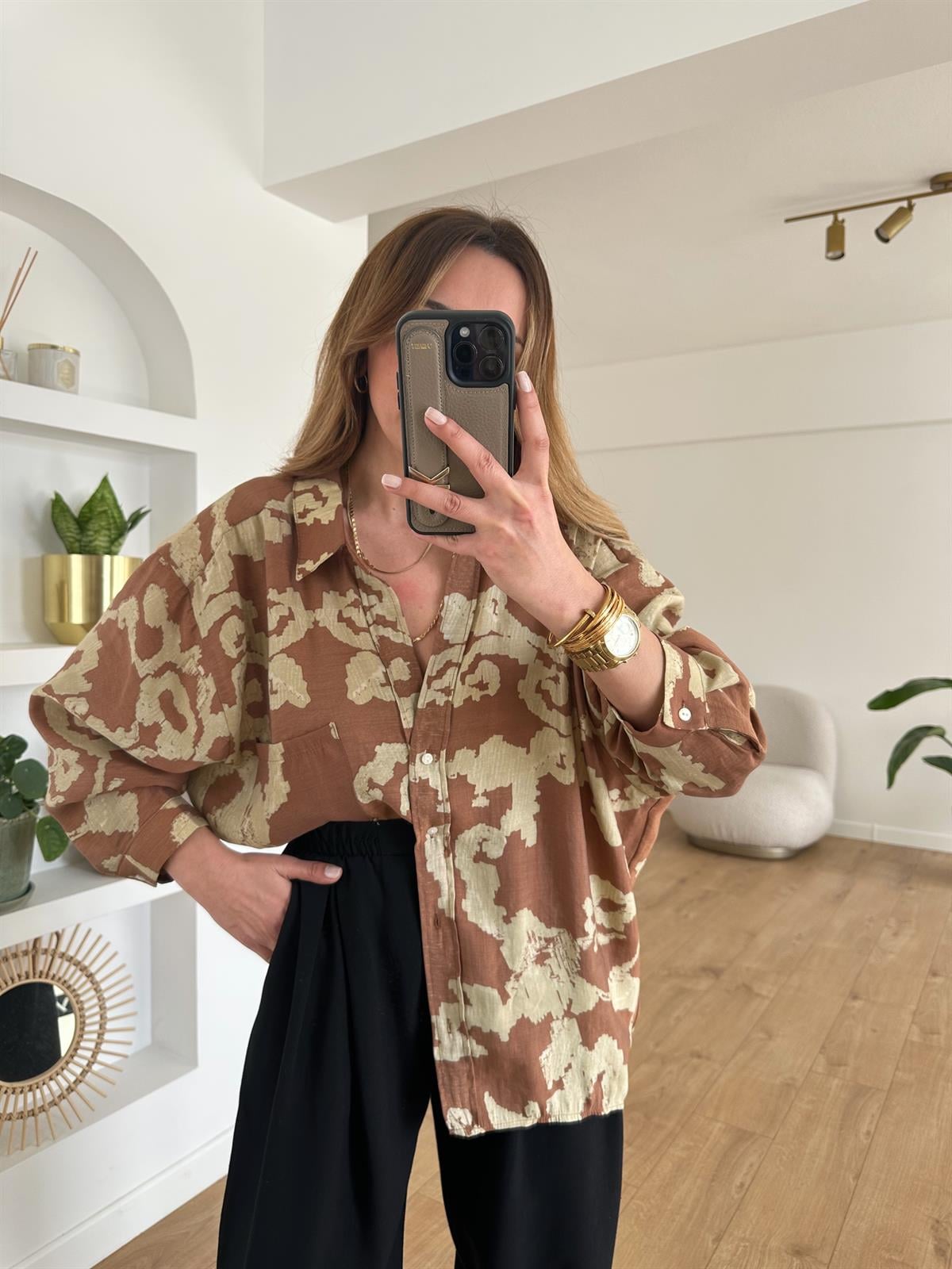 KAHVE DESENLİ TENSEL OVERSIZE GÖMLEK